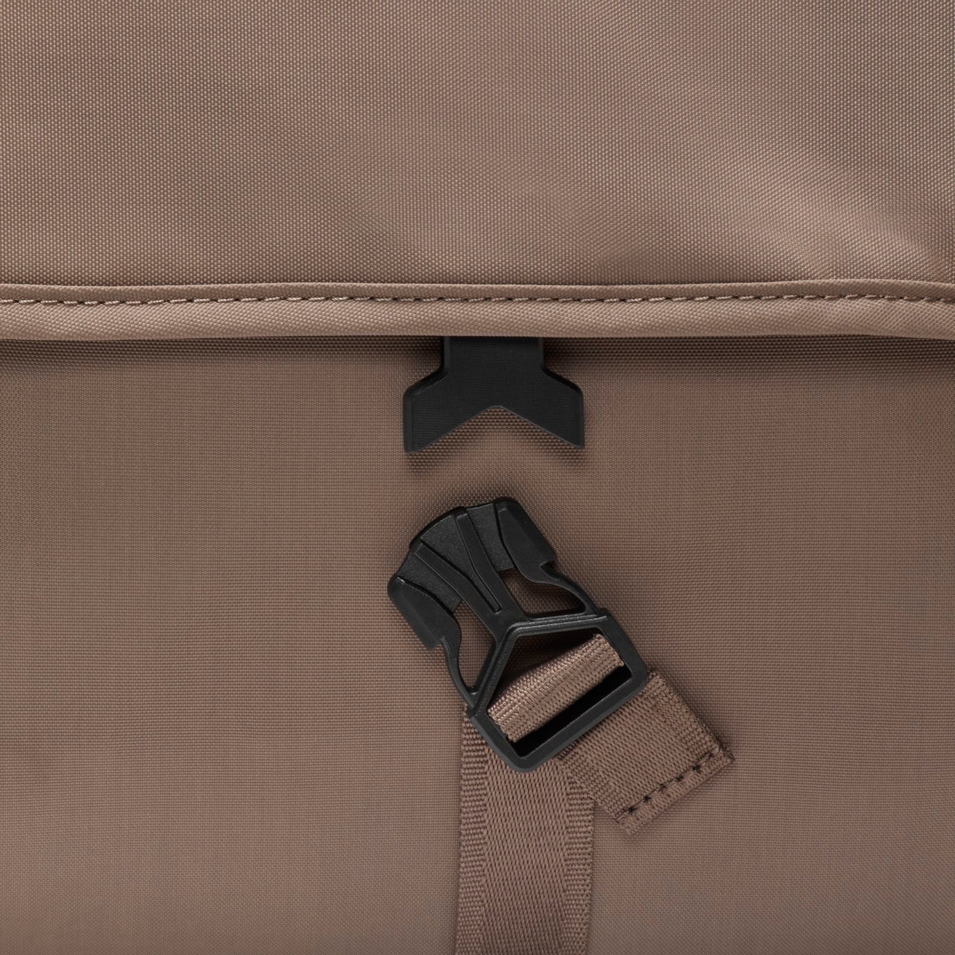 Bolsa Nike Sportswear Essentials Unissex - Foto 11