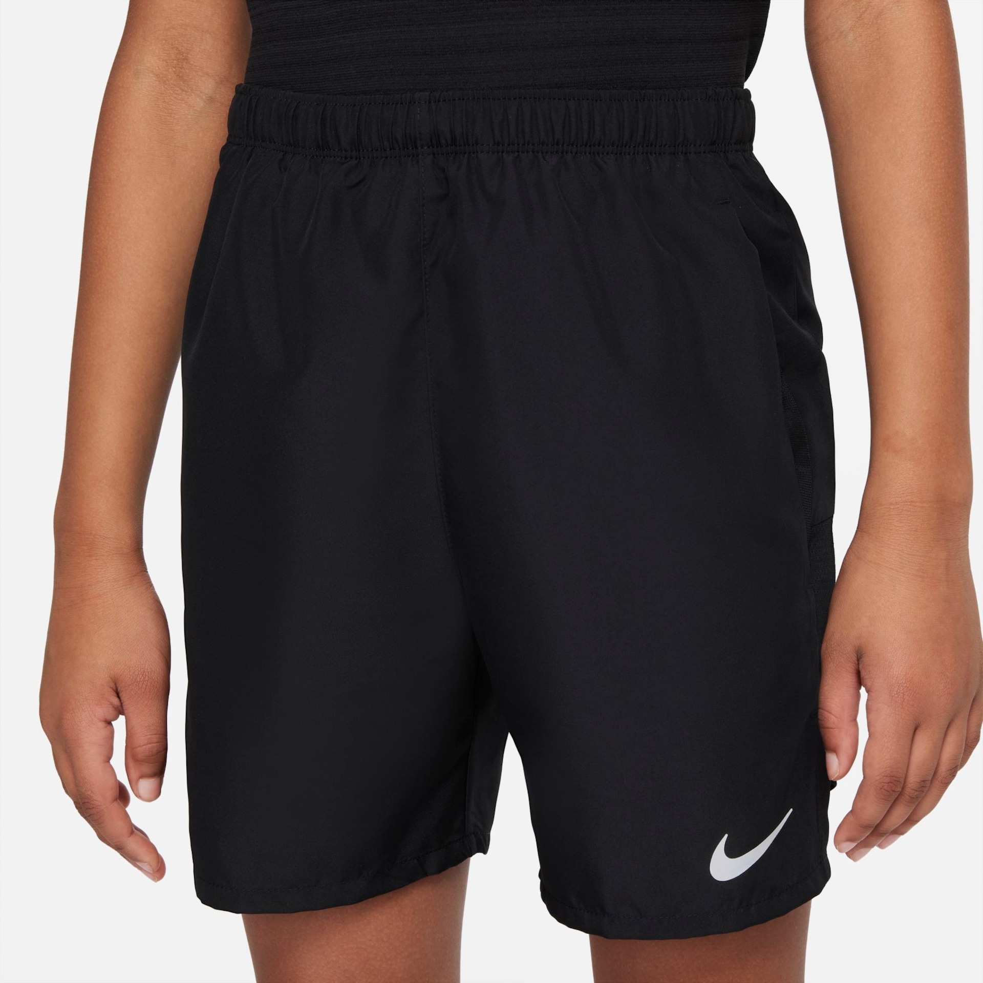 Shorts Nike Challenger Infantil - Foto 2