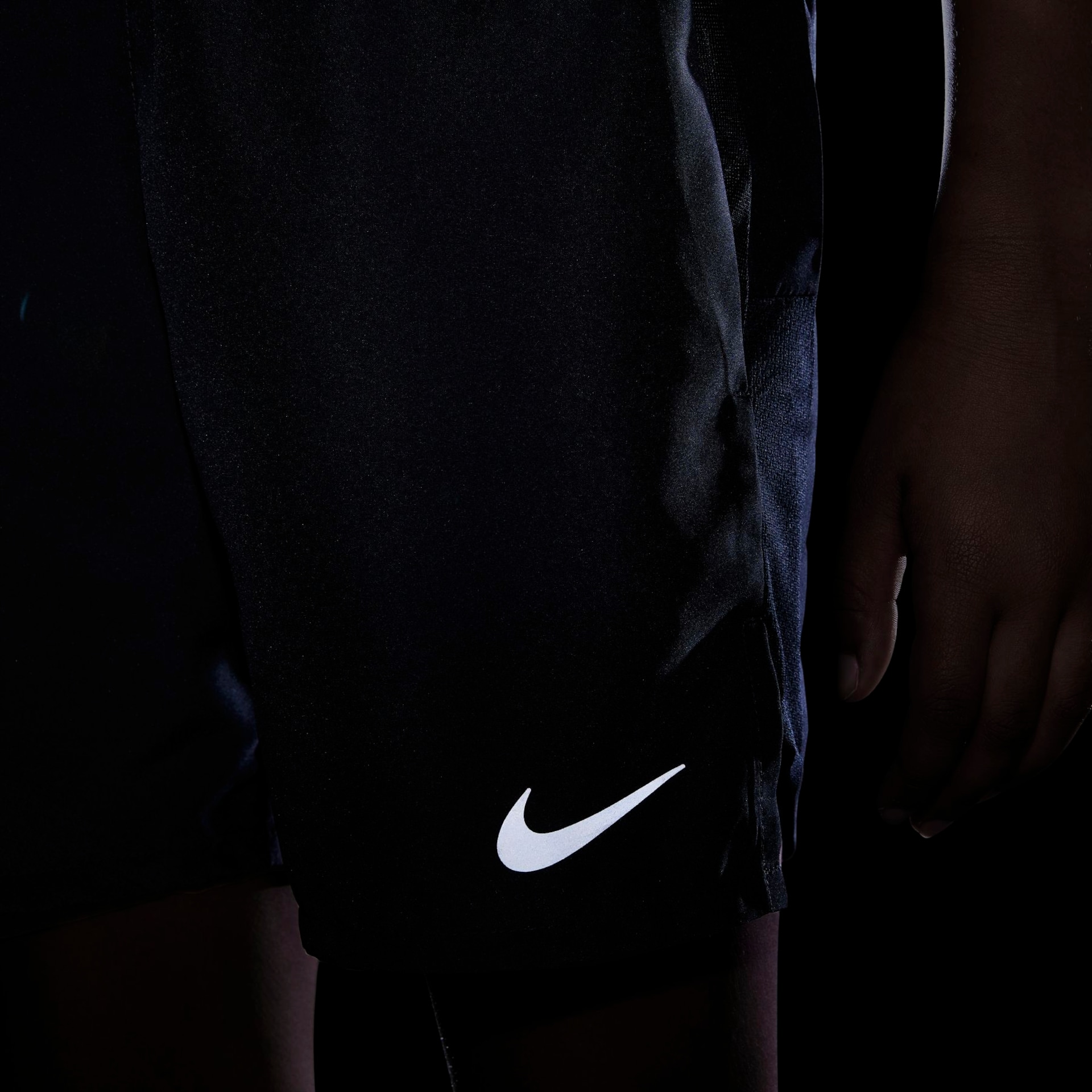 Shorts Nike Challenger Infantil - Foto 8