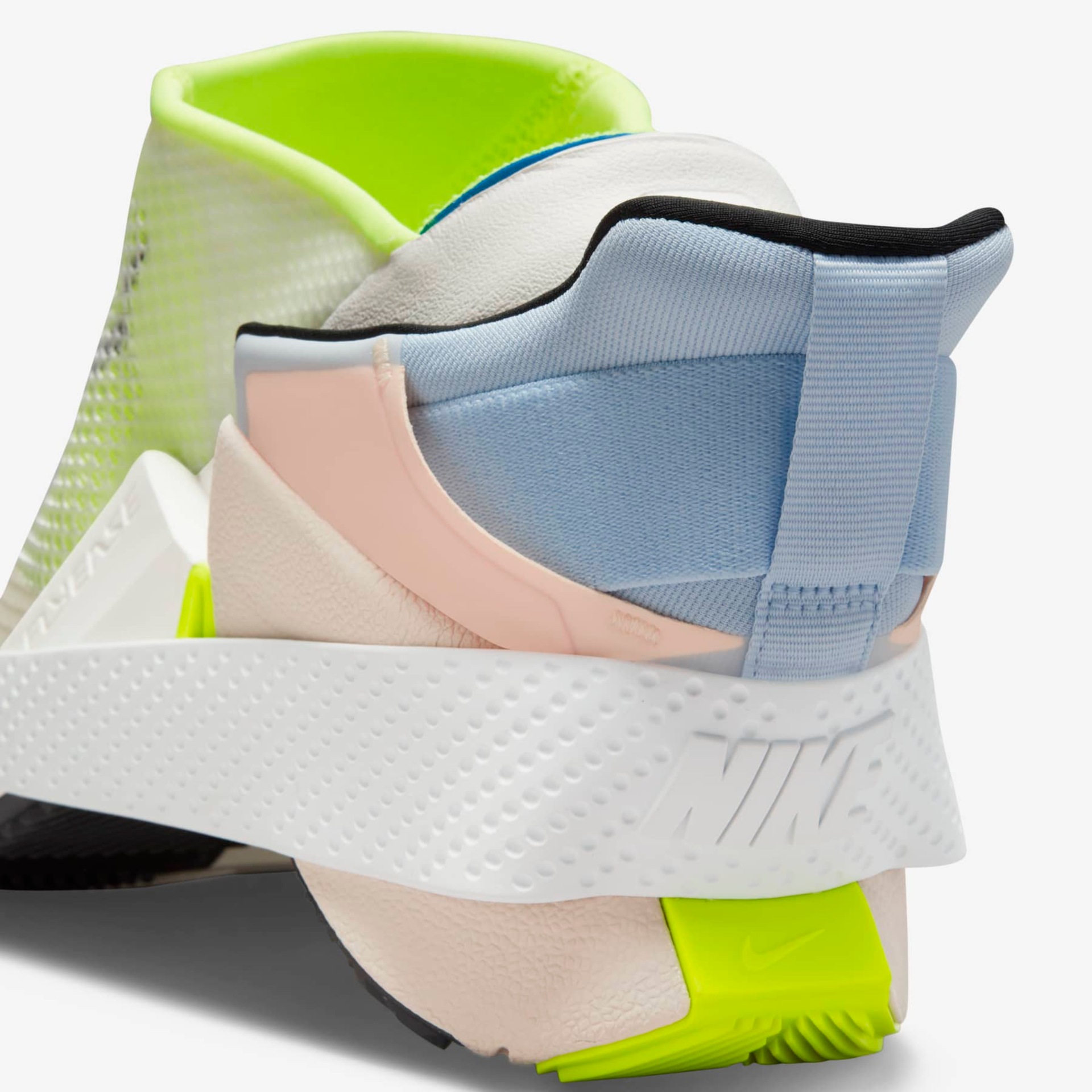 Tênis Nike Go FlyEase Feminino - Foto 11