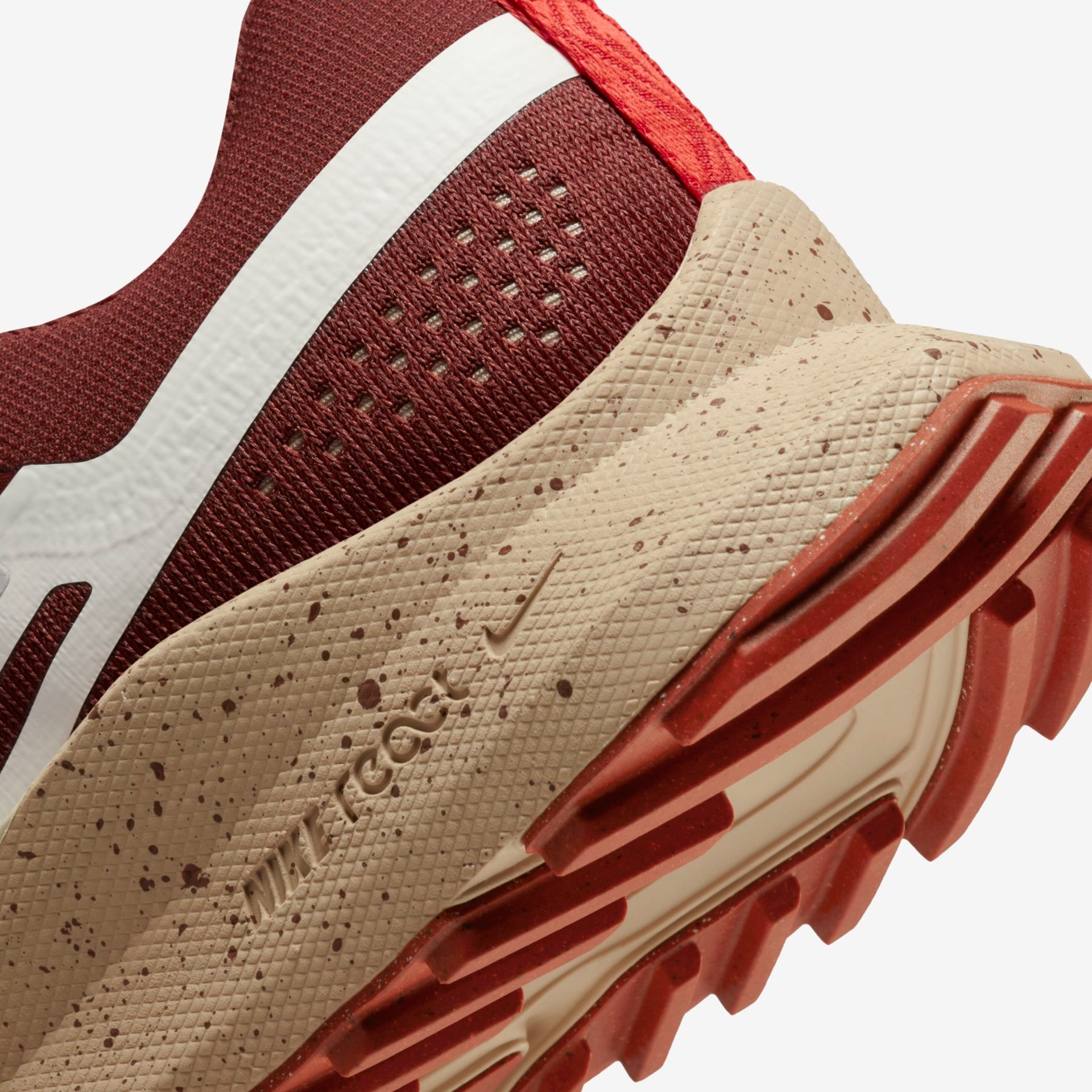 Tênis Nike Pegasus Trail 4 Feminino - Foto 8