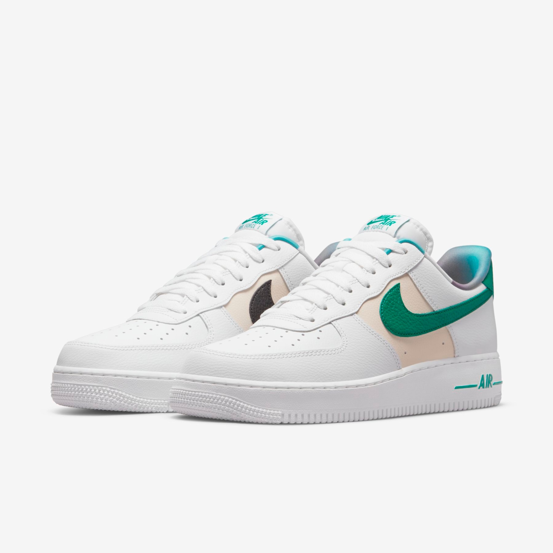 Tênis Nike Air Force 1 "07 LV8 EMB Masculino - Foto 5