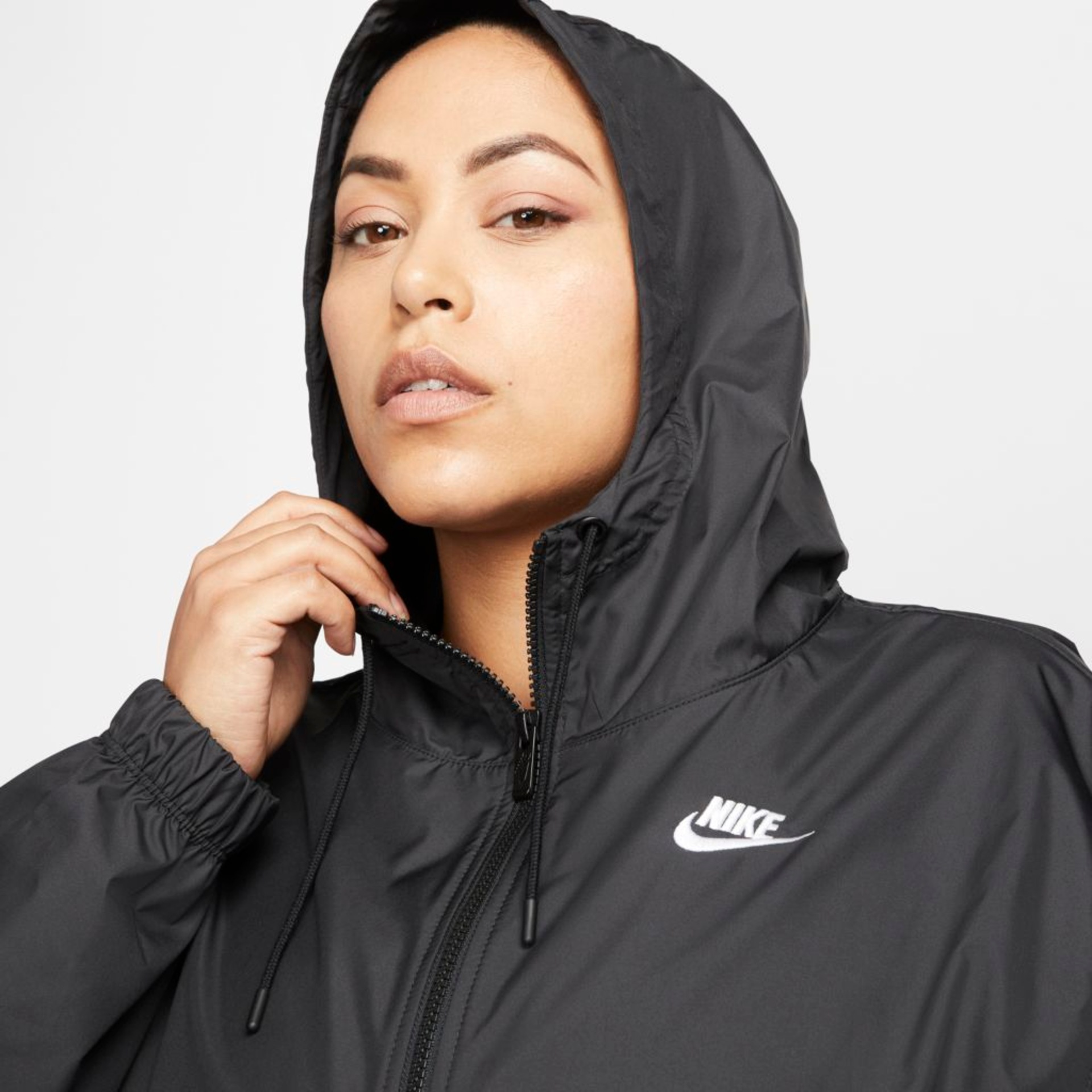 Plus Size - Jaqueta Nike Sportswear Essential Repel Feminina - Foto 3