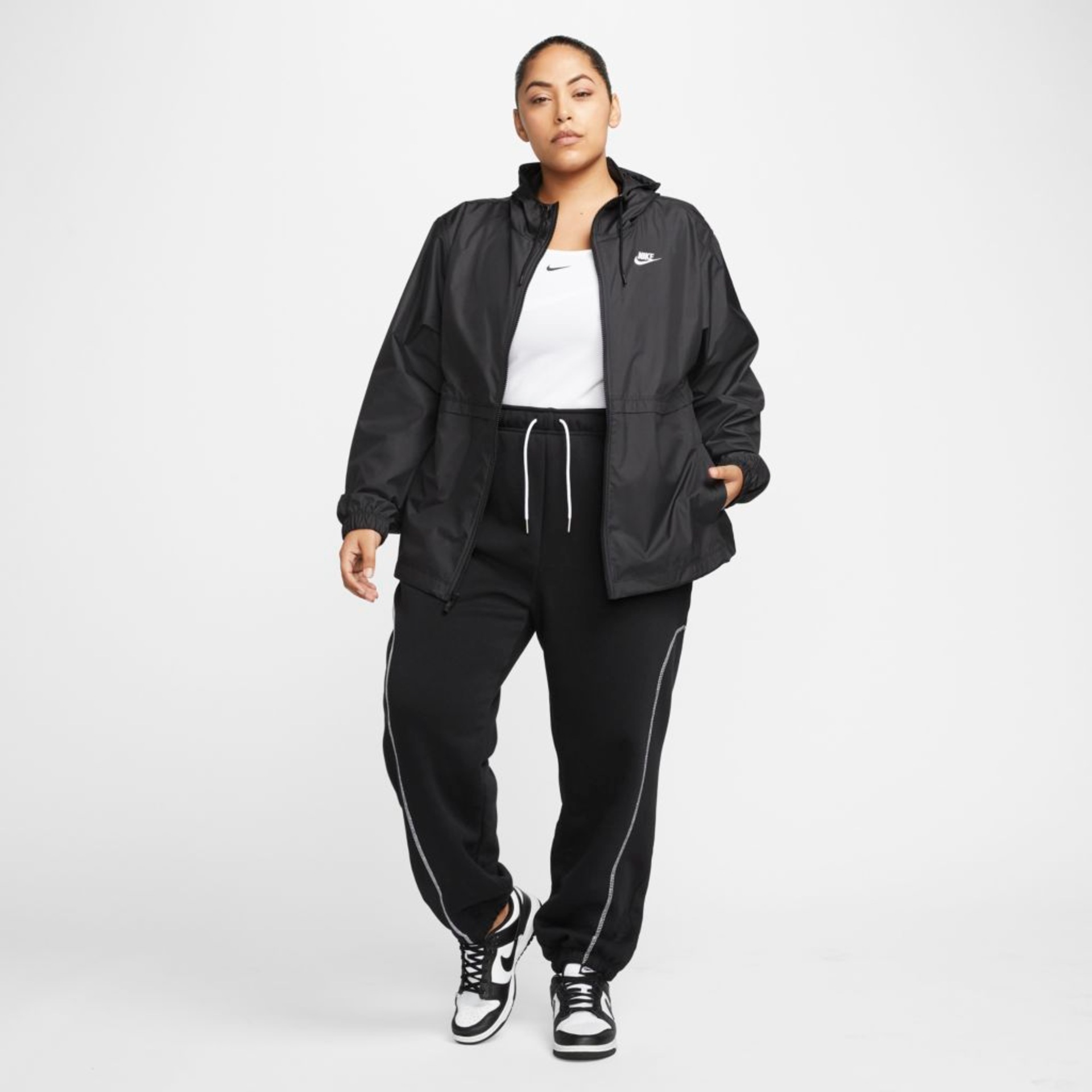 Plus Size - Jaqueta Nike Sportswear Essential Repel Feminina - Foto 6