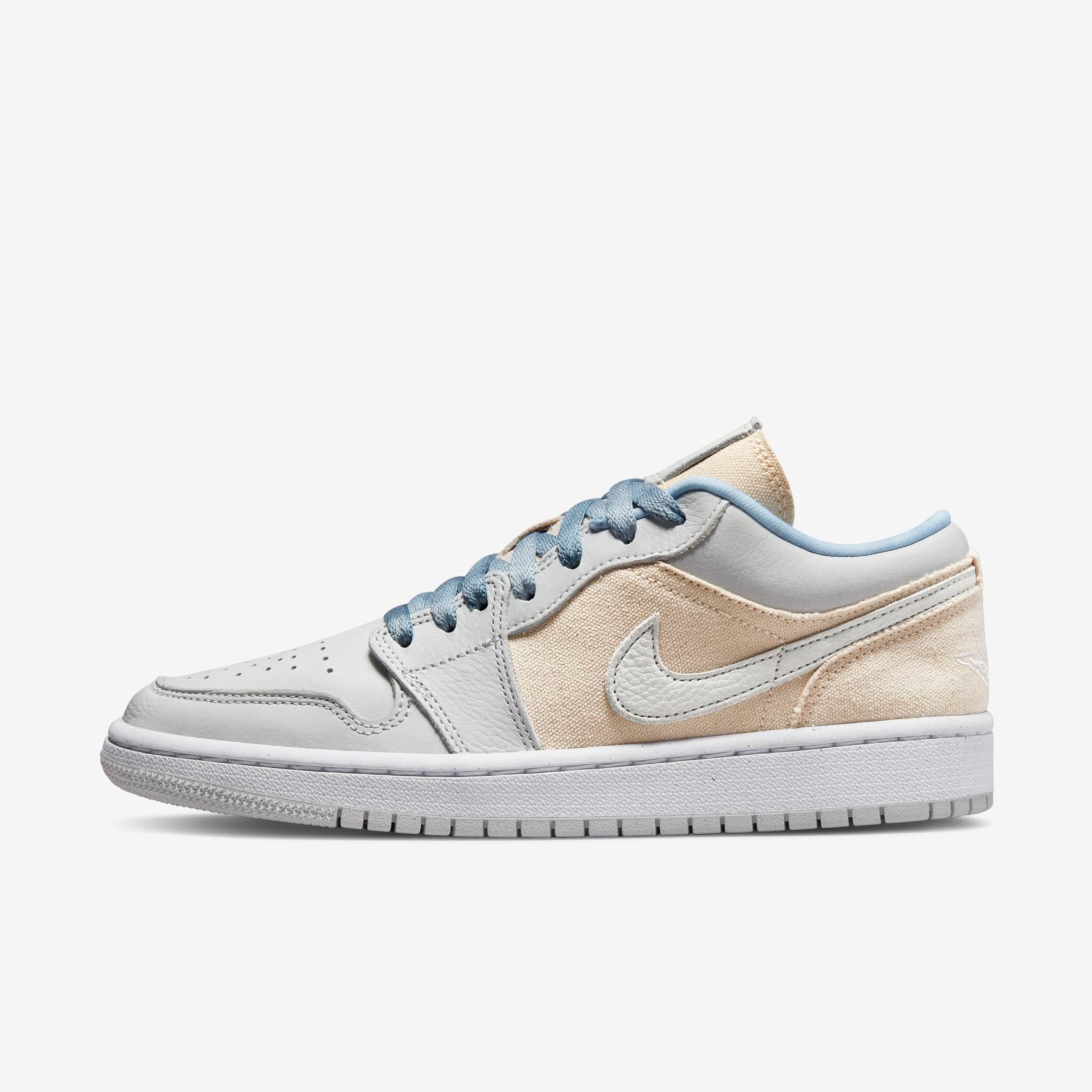 Tênis Air Jordan 1 Low SE Feminino - Foto 1