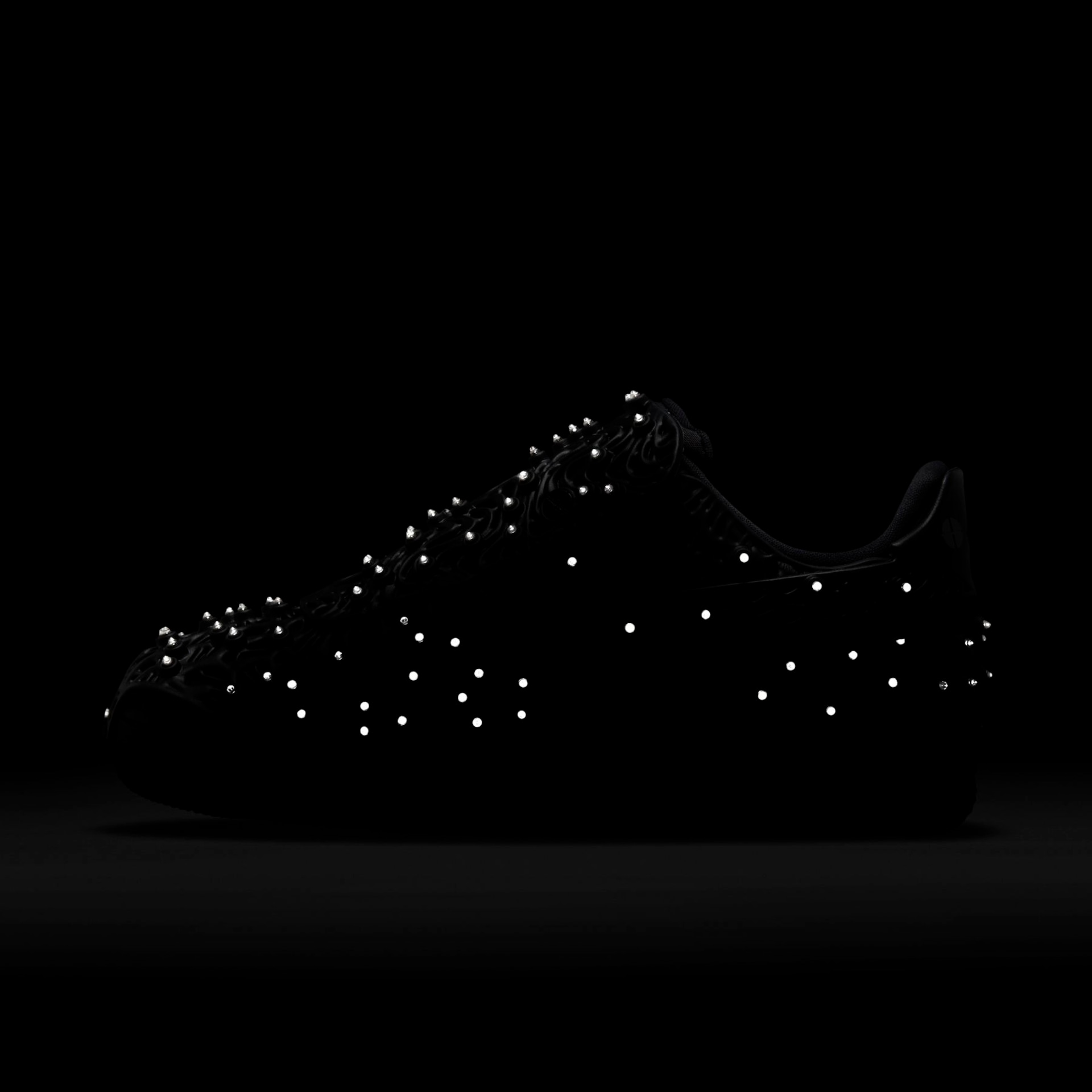 Tênis Nike Air Force 1 LXX Swarovski Feminino - Foto 11