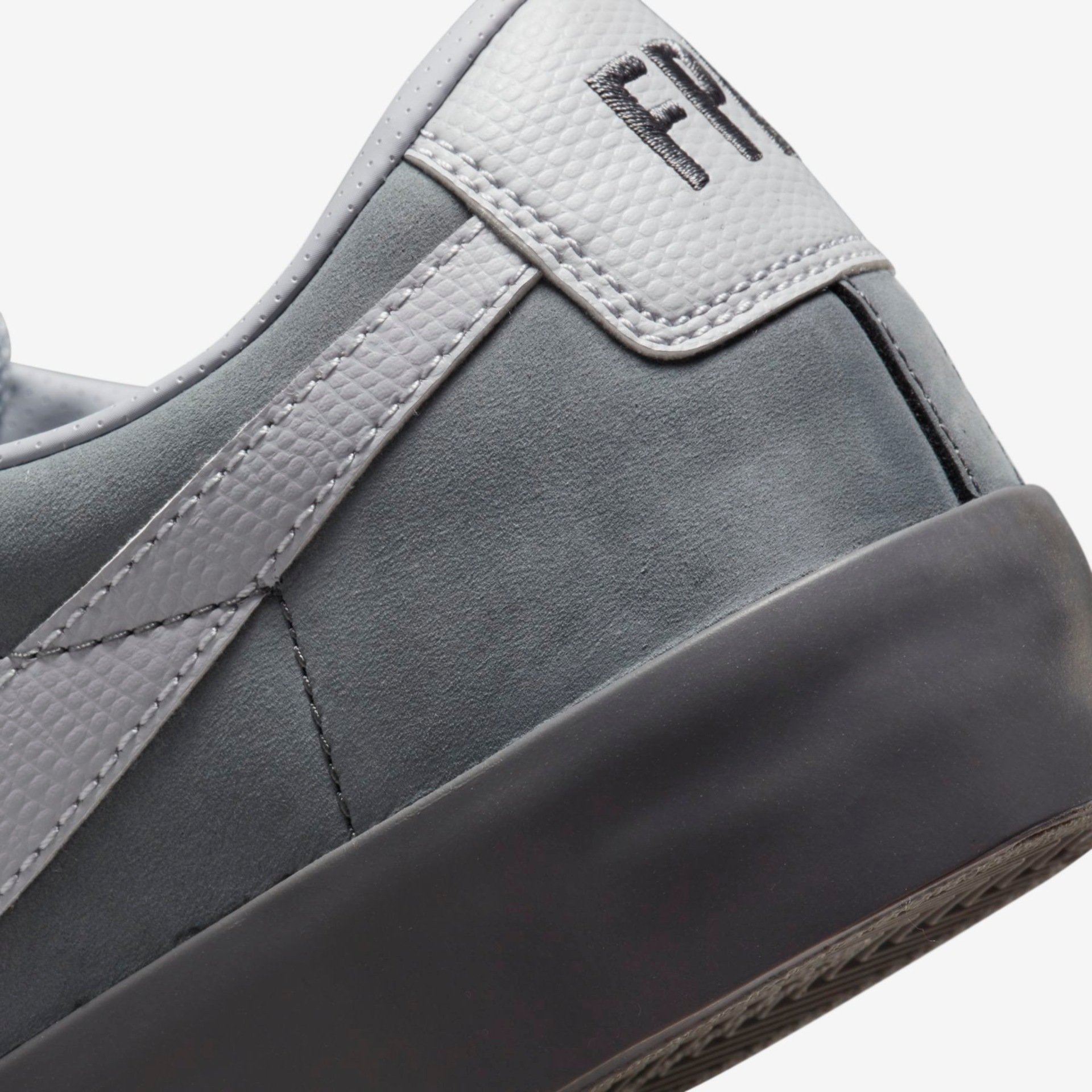 Tênis Nike SB x FPAR Zoom Blazer Low Unissex - Foto 8