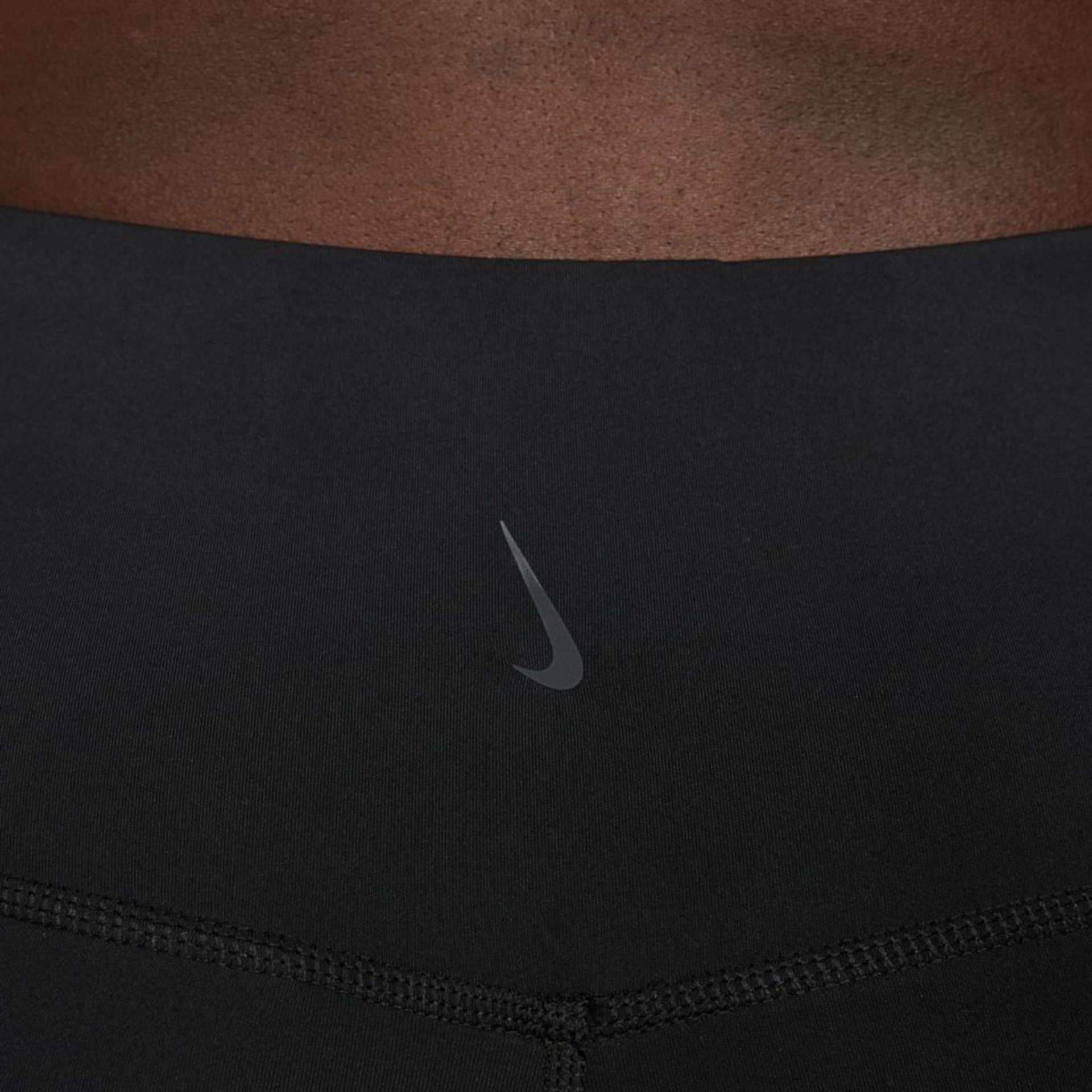 Plus Size - Legging Nike Yoga Feminina - Foto 4