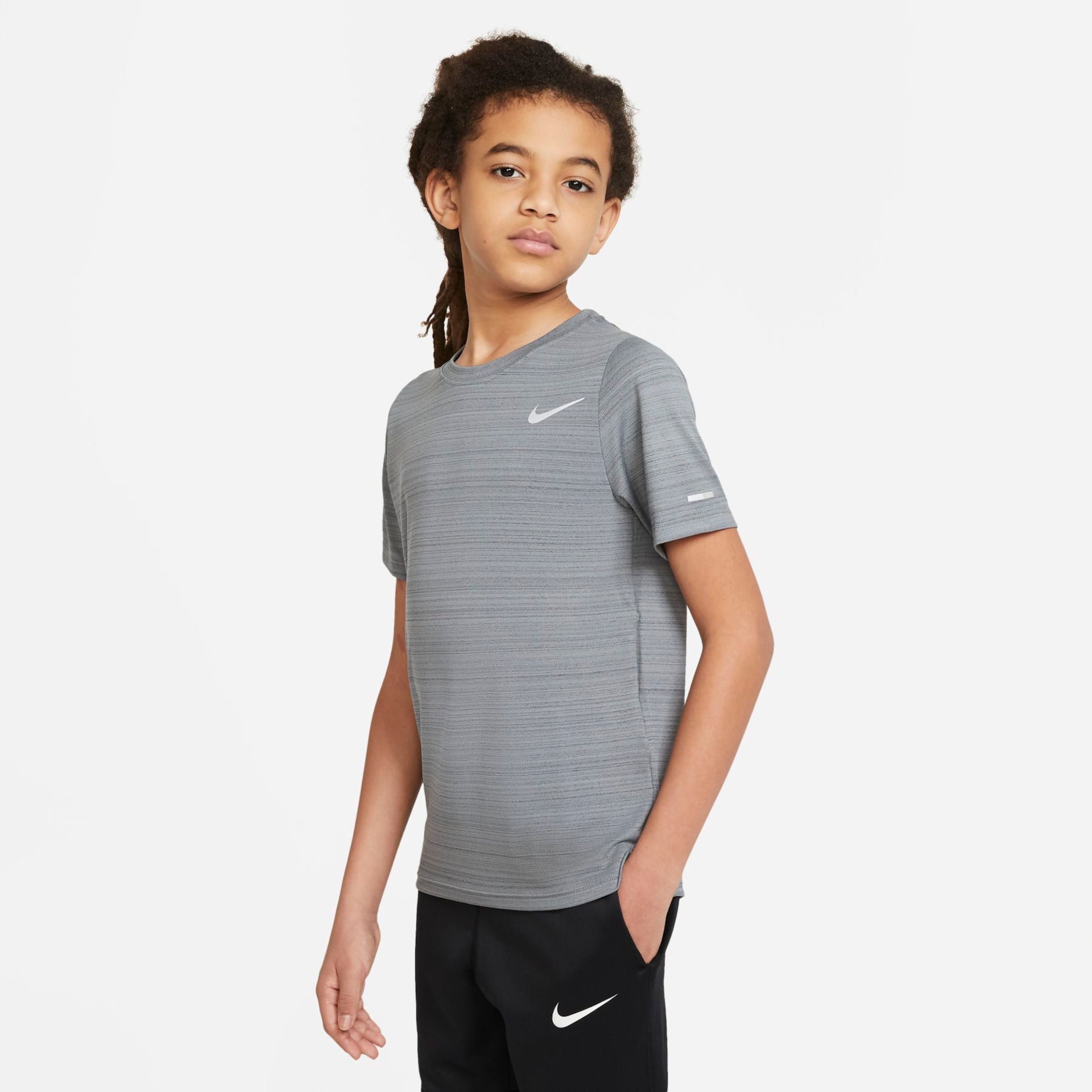 Camiseta Nike Dri-FIT Miler Infantil - Foto 1