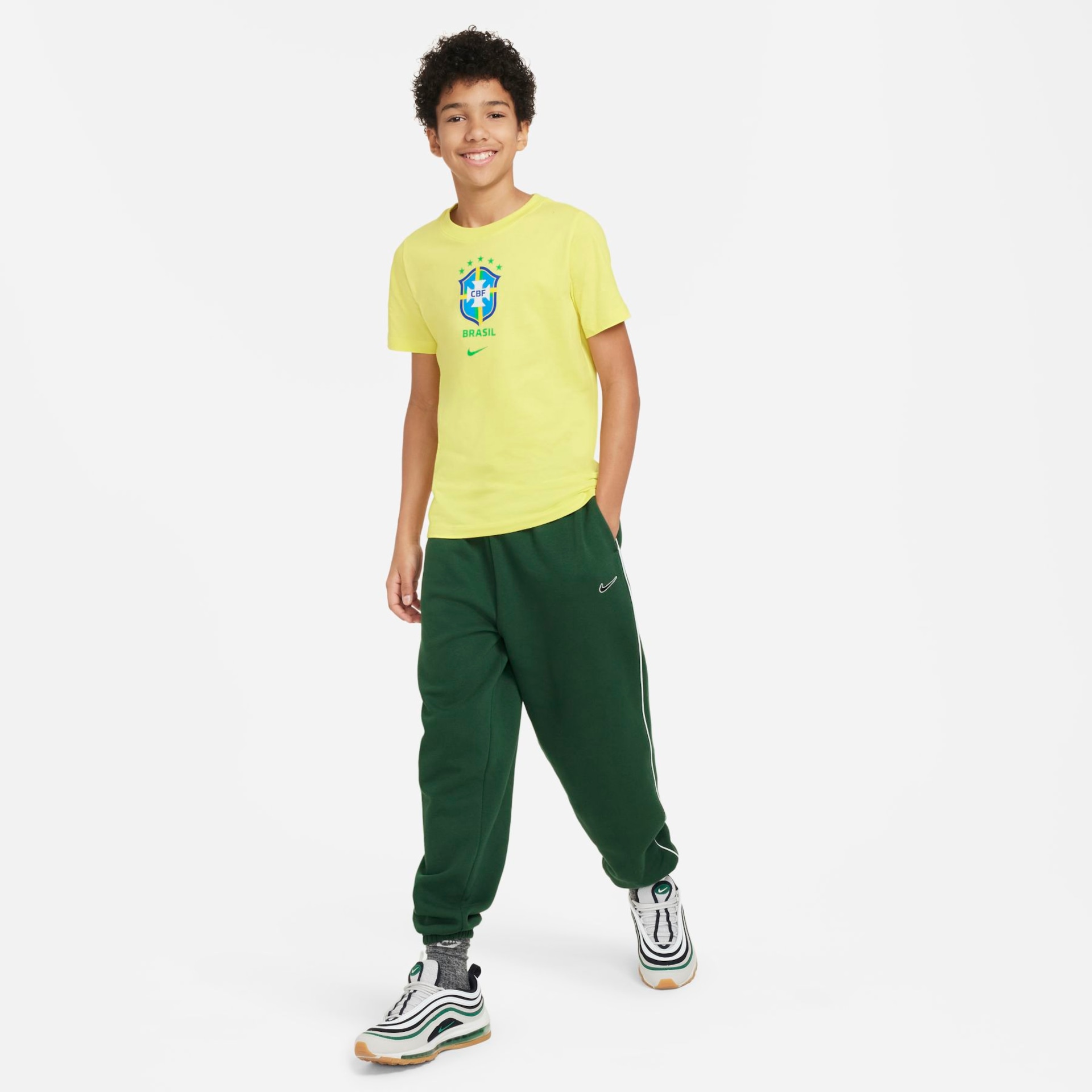 Camiseta Nike Brasil 22 Escudo Infantil - Foto 4