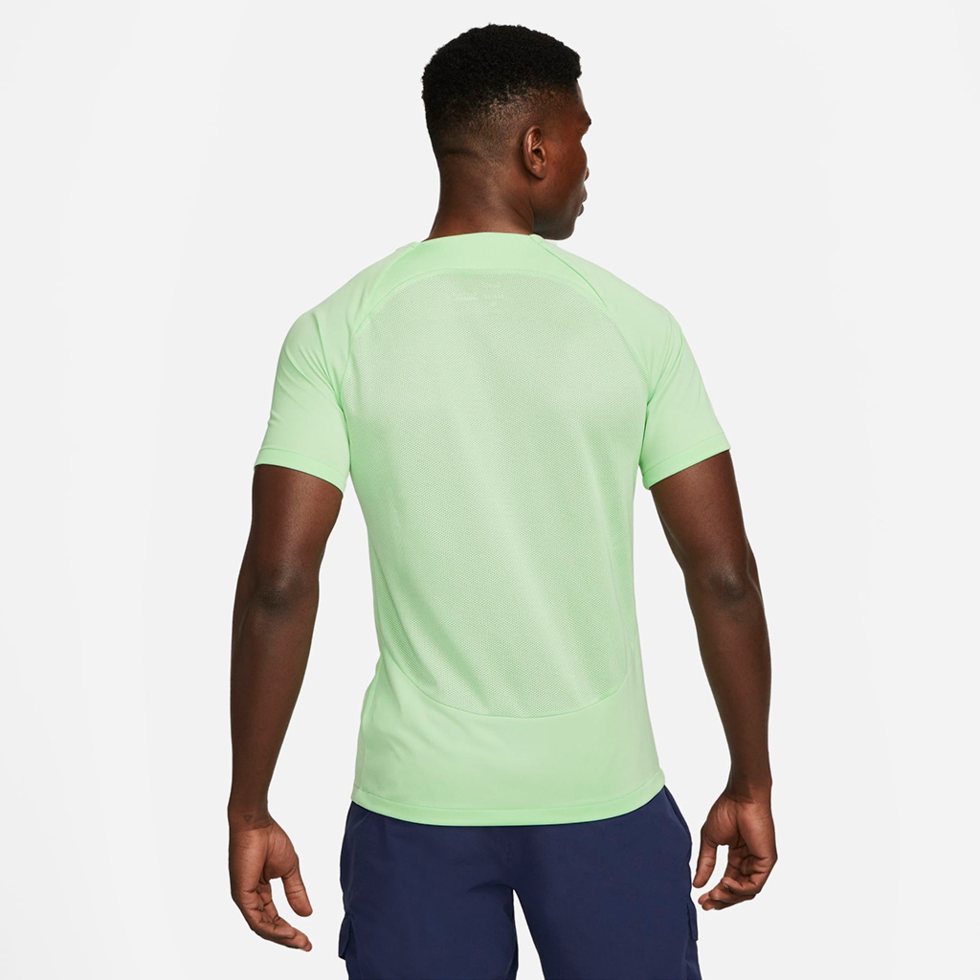 Camiseta Nike Brasil Academy Pro Masculina - Foto 2