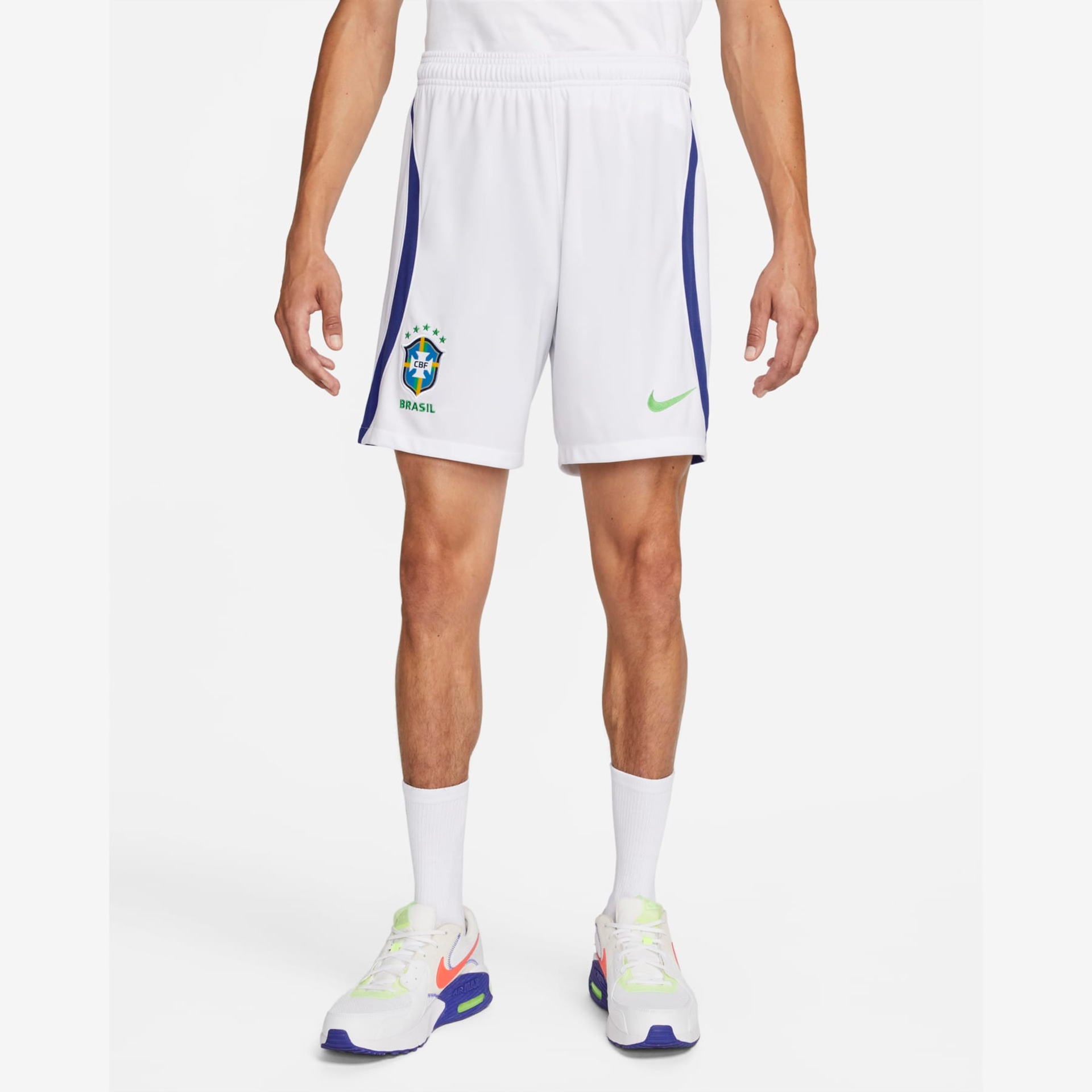 Shorts Nike Brasil II 2022/23 Torcedor Pro Masculino - Foto 1
