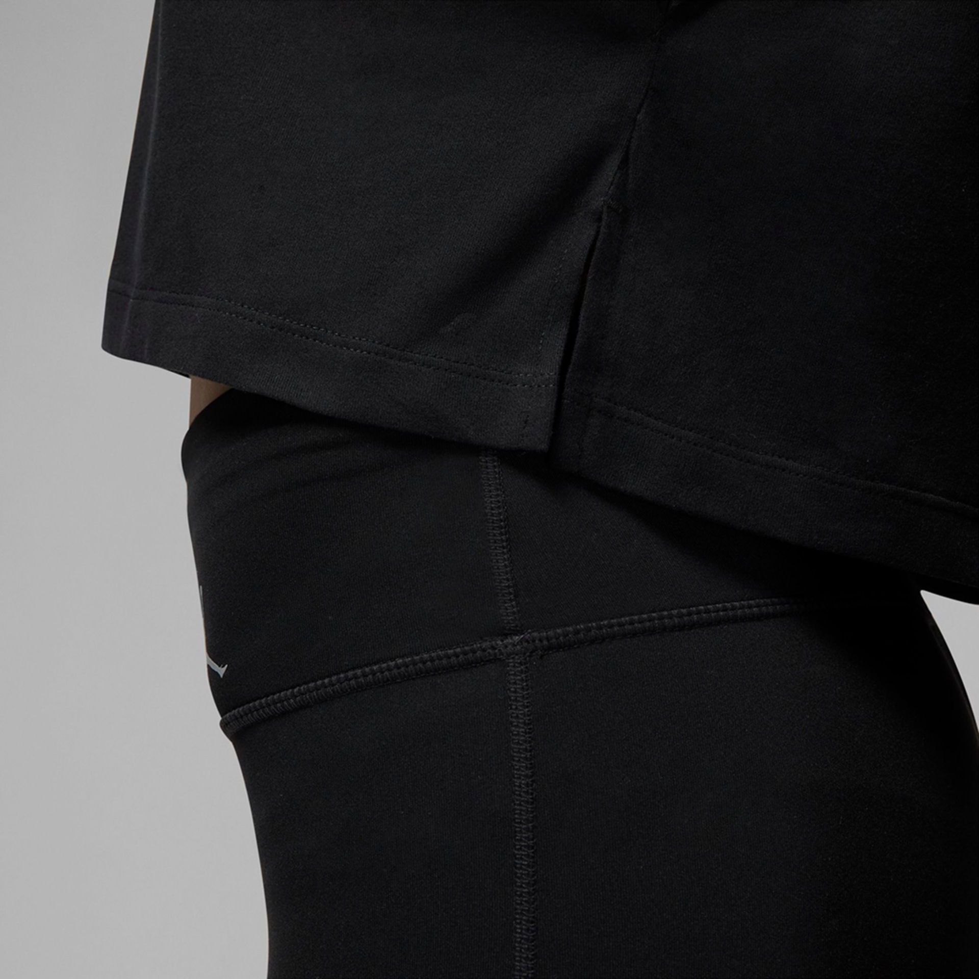 Regata Jordan Sport Essential Feminina - Foto 4