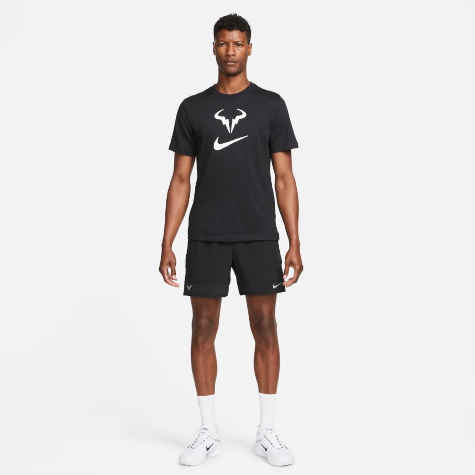 Camiseta NikeCourt Rafa Nadal Masculina - Foto 4