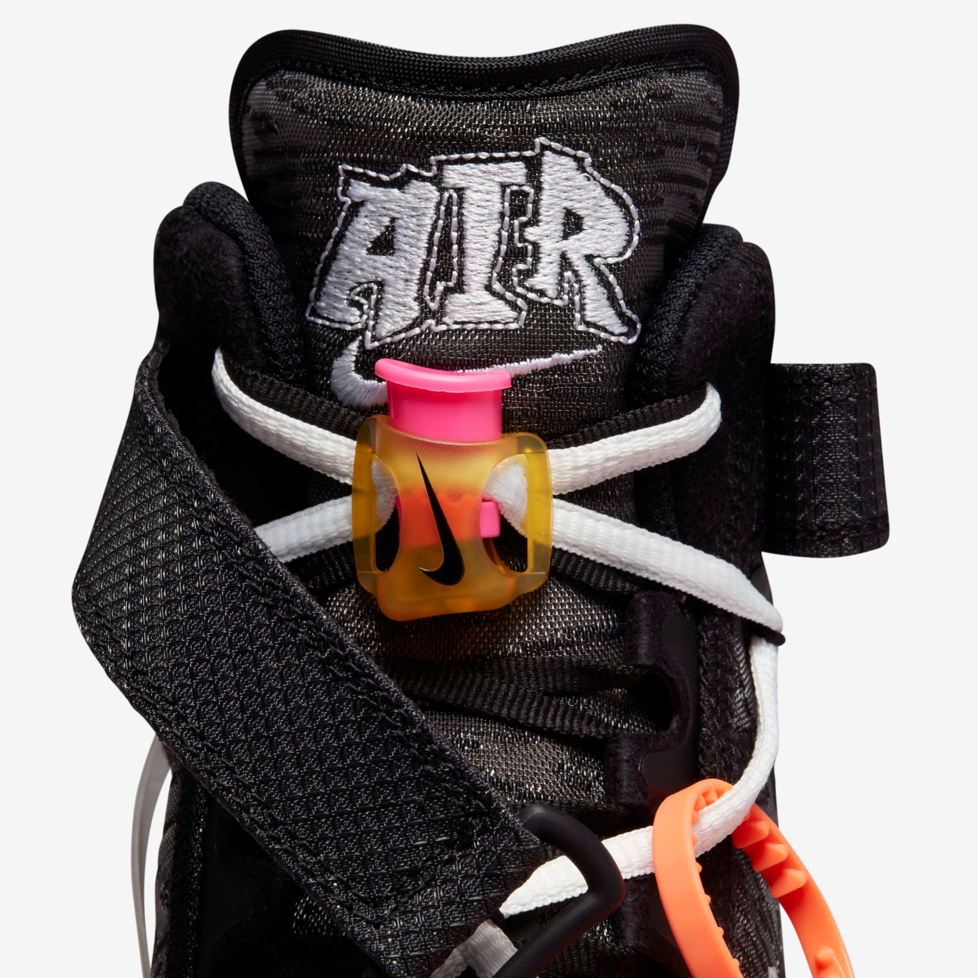 Tênis Nike Air Force 1 Mid SP x Off-White - Foto 10