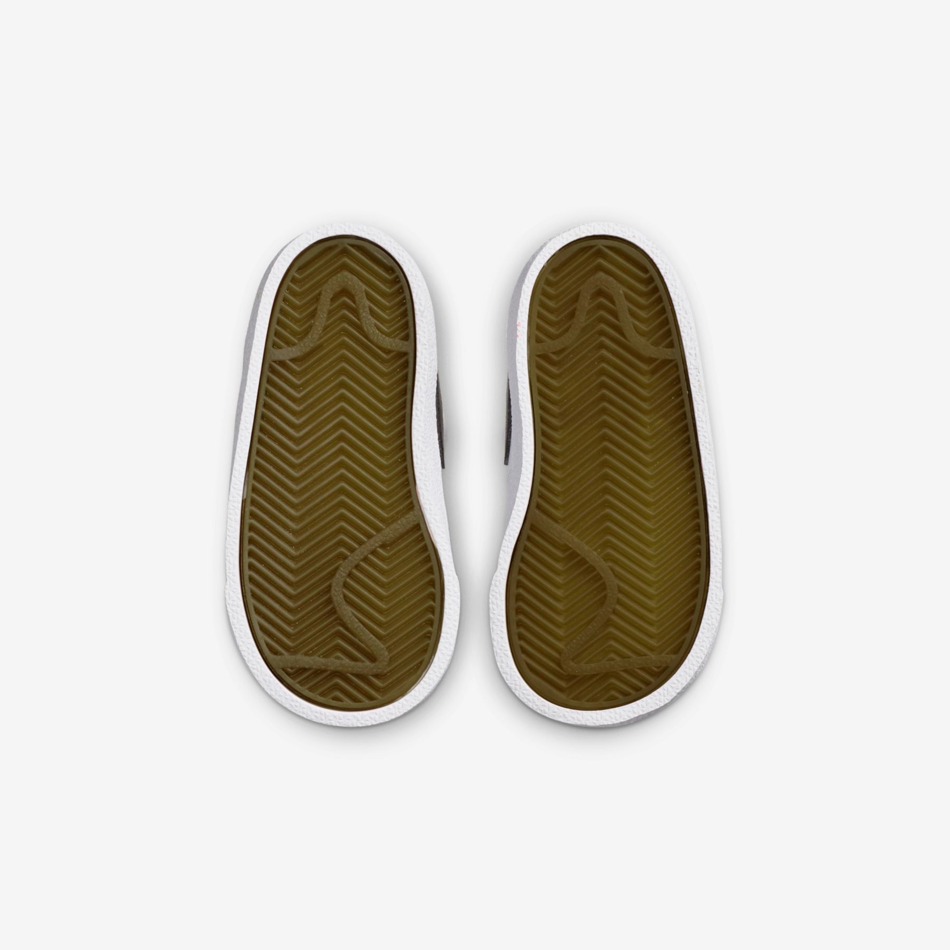 Tênis Nike Blazer Mid "77 Infantil - Foto 2