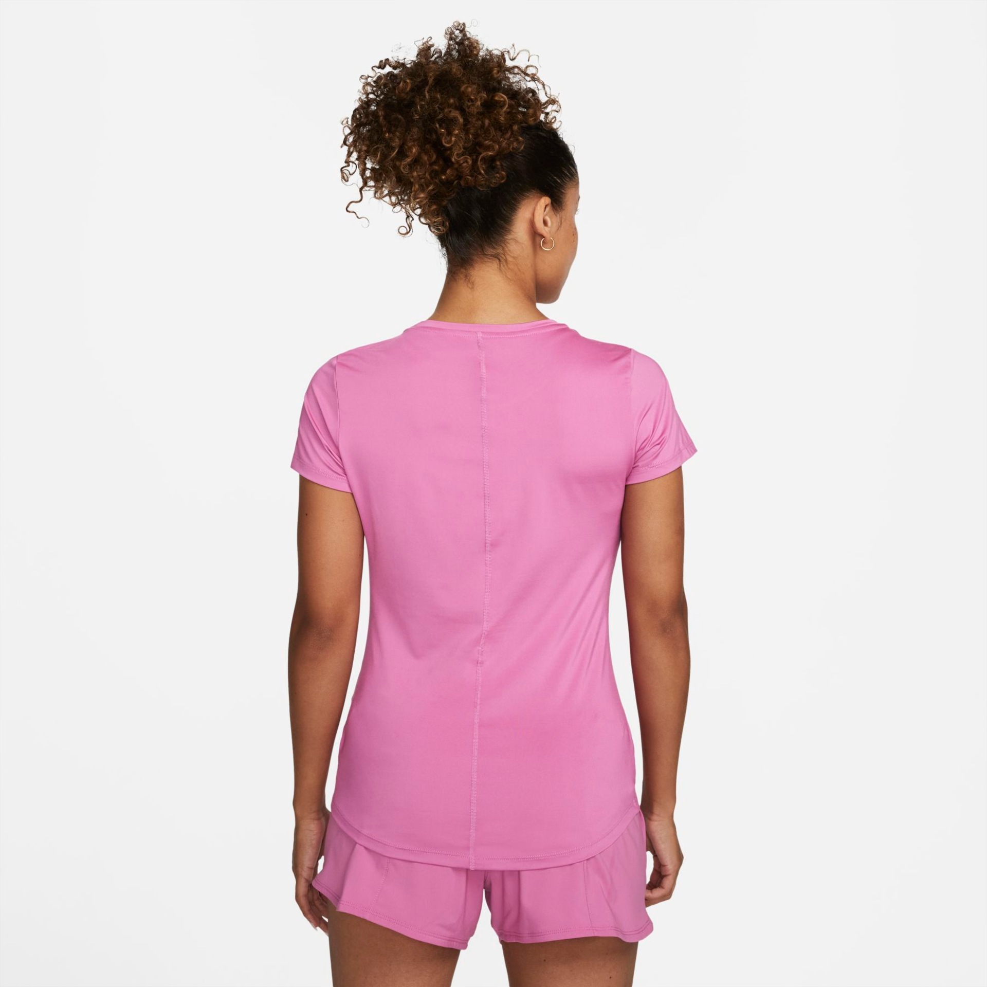 Camiseta Nike Dri-FIT One Feminina - Foto 2