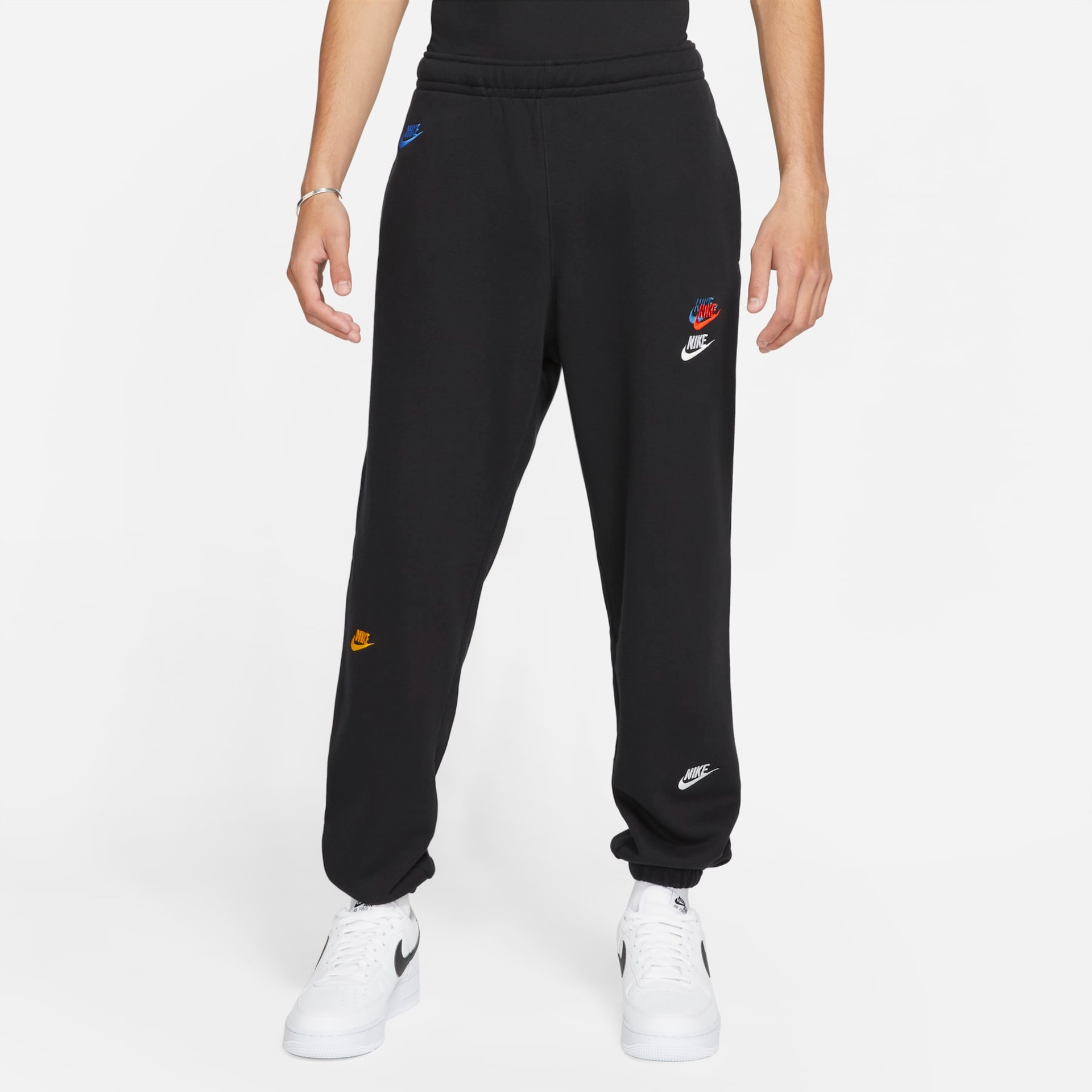 Calça Nike Sportswear Essentials+ Masculina - Foto 1