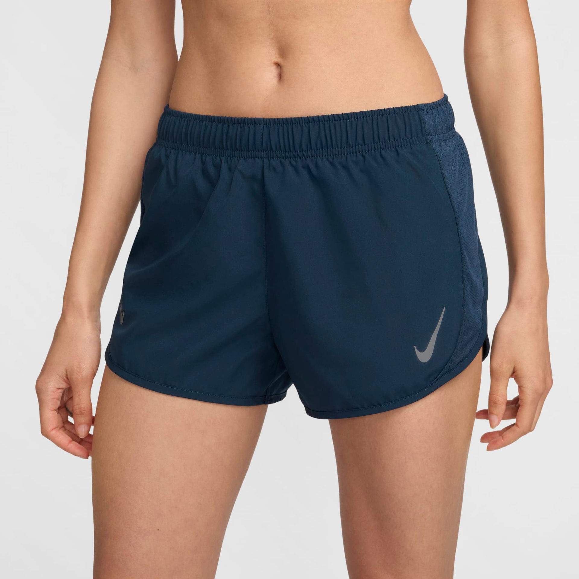 Shorts Nike Dri-FIT Tempo Race Feminino - Foto 2