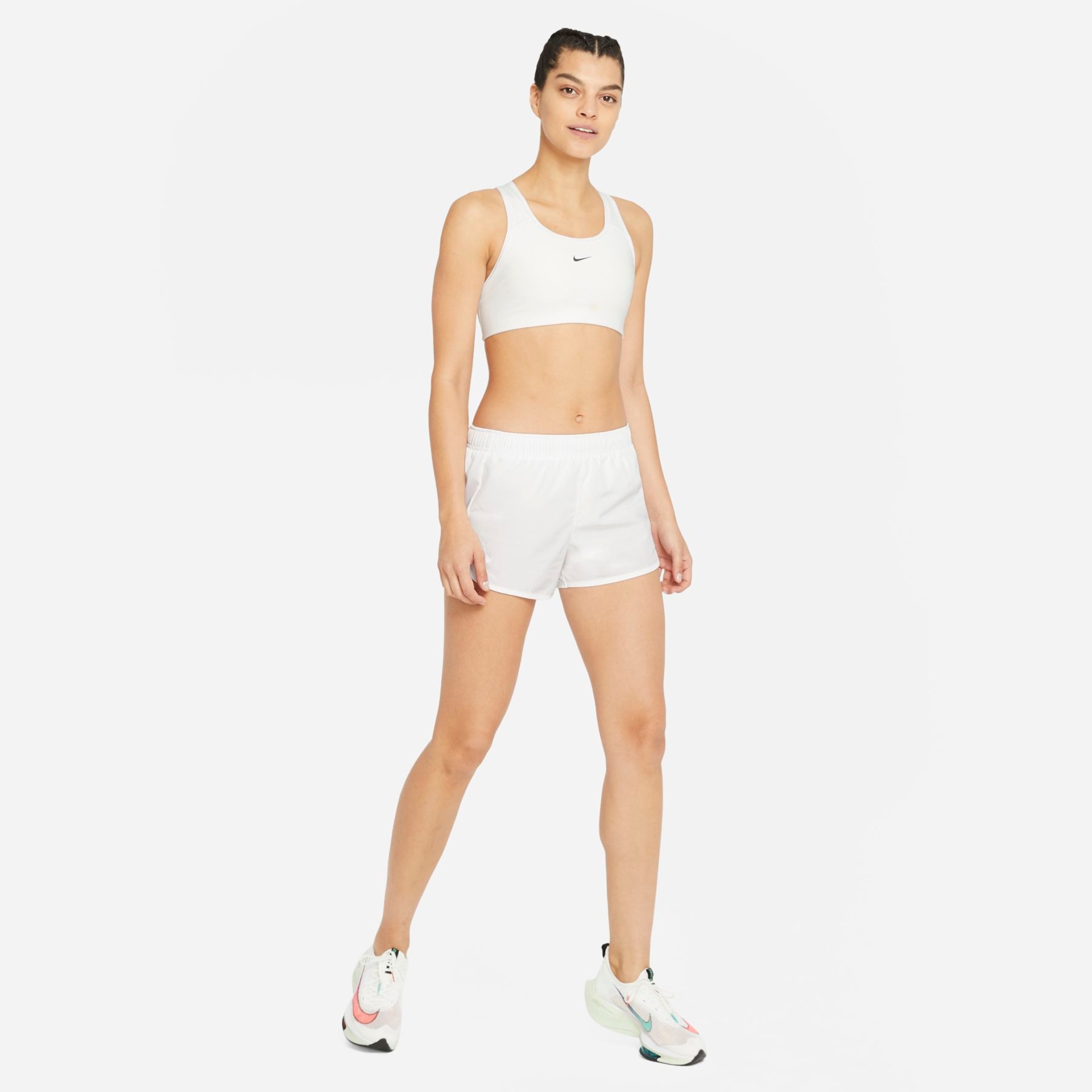 Shorts Nike Dri-FIT Tempo Race Feminino - Foto 8