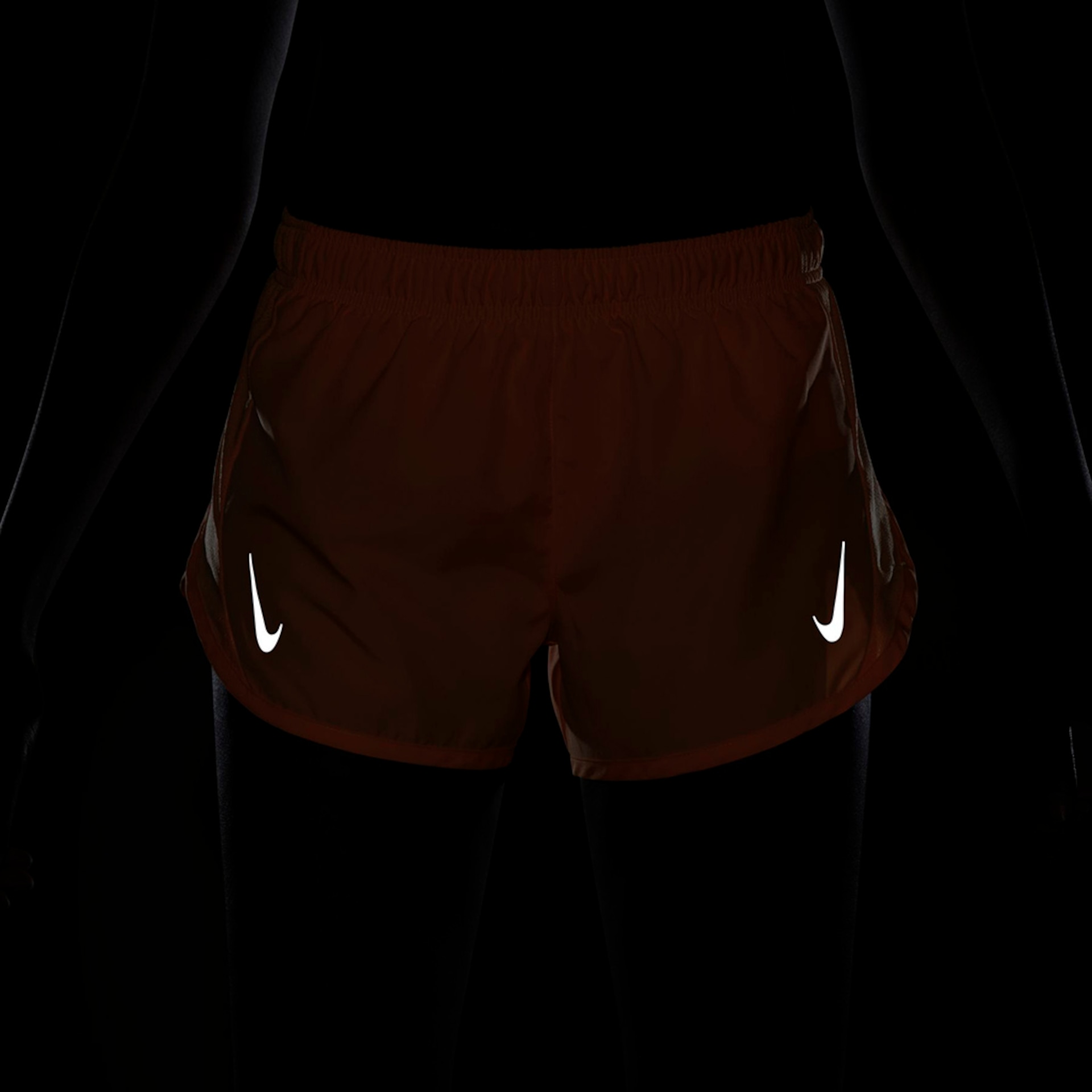 Shorts Nike Dri-FIT Tempo Race Feminino - Foto 9