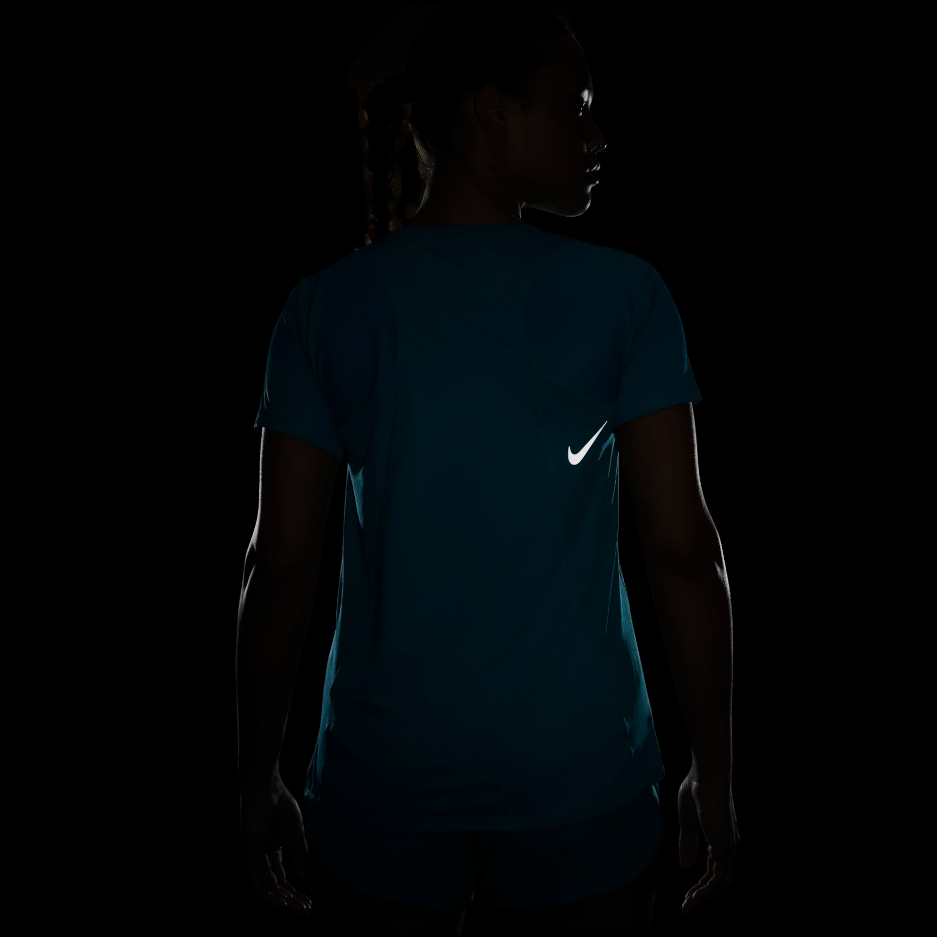 Camiseta Nike Dri-FIT Race Feminina - Foto 8