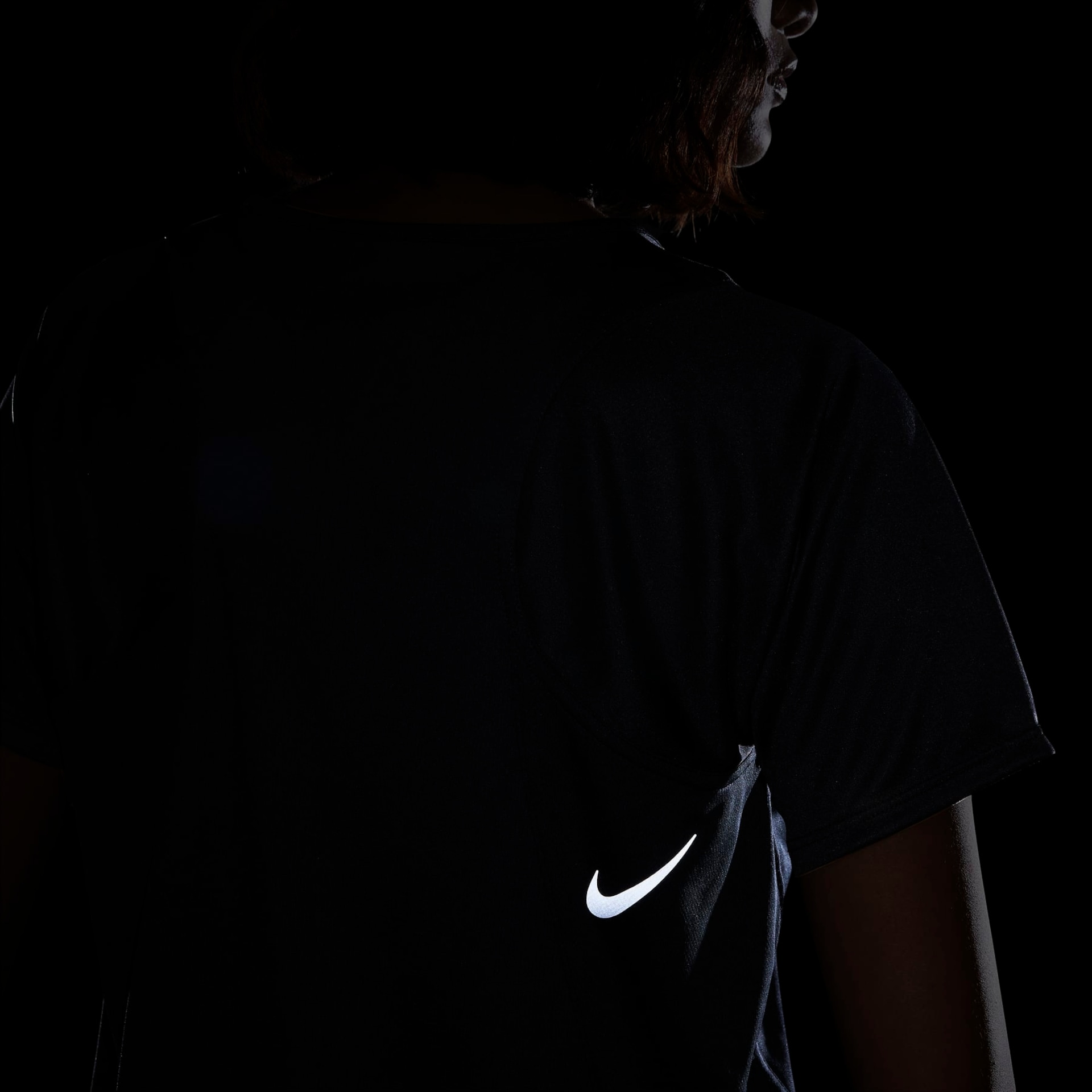 Camiseta Nike Dri-FIT Race Feminina - Foto 8