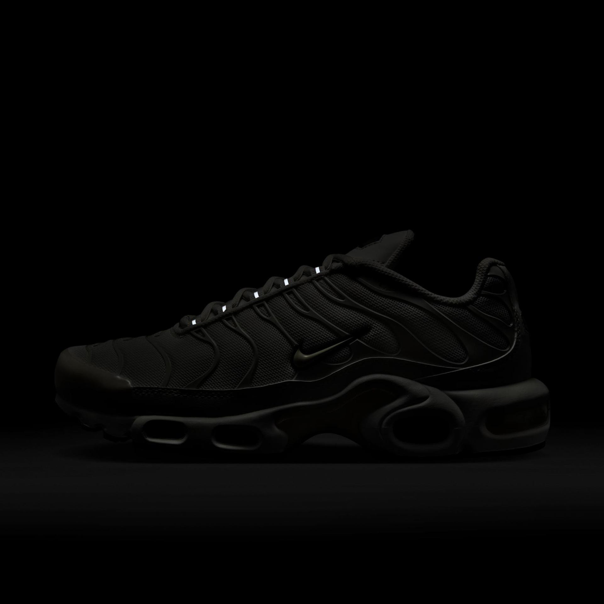 Tênis Nike Air Max Plus Feminino - Foto 10