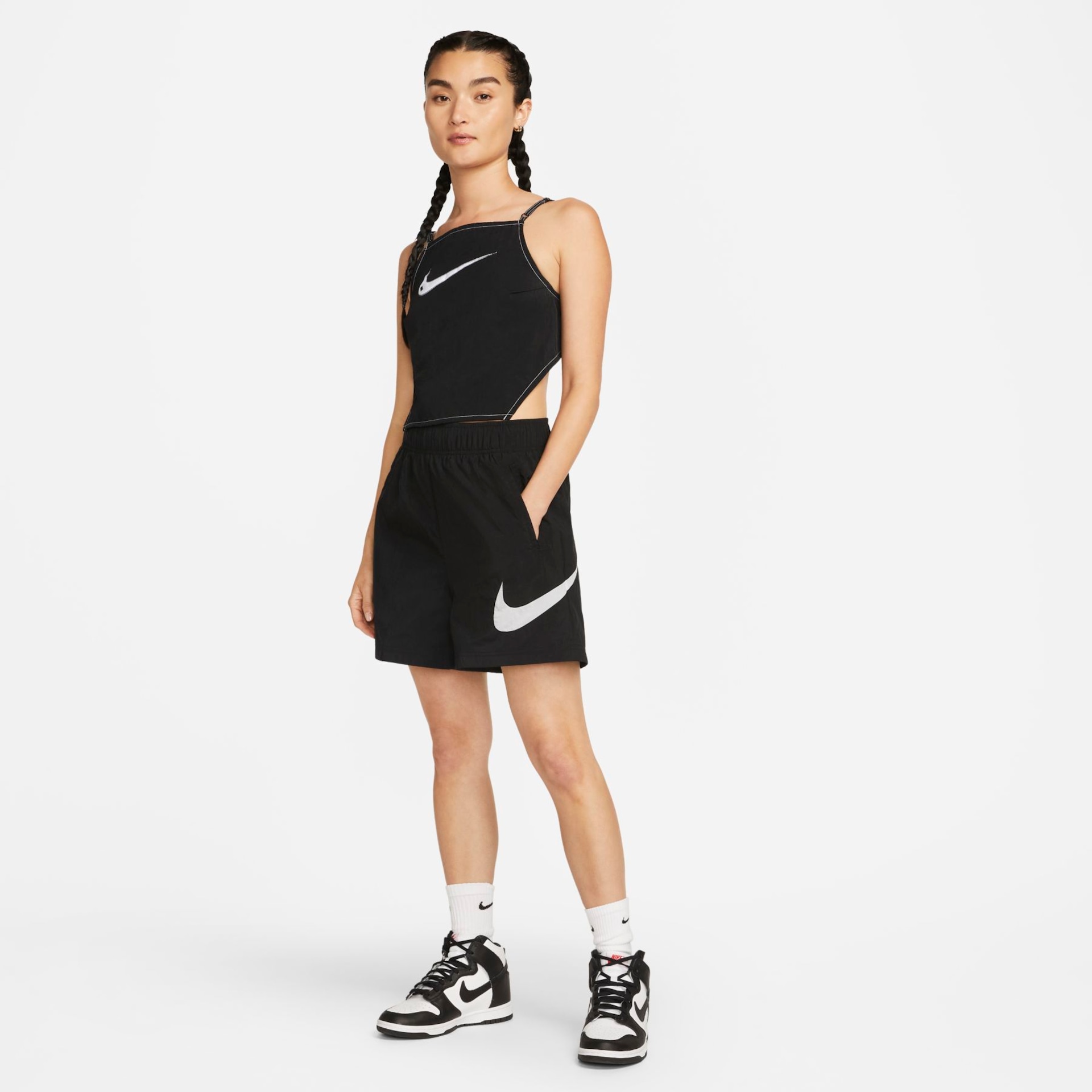 Shorts Nike Sportswear Essential Feminino - Foto 6