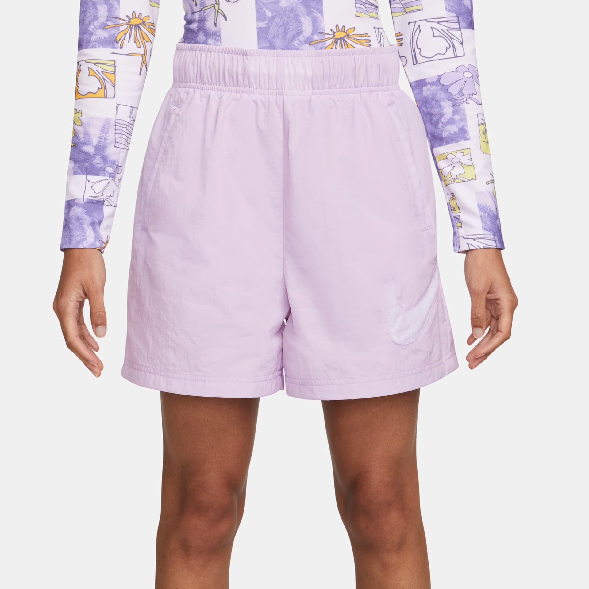 Shorts Nike Sportswear Essential Feminino - Foto 2