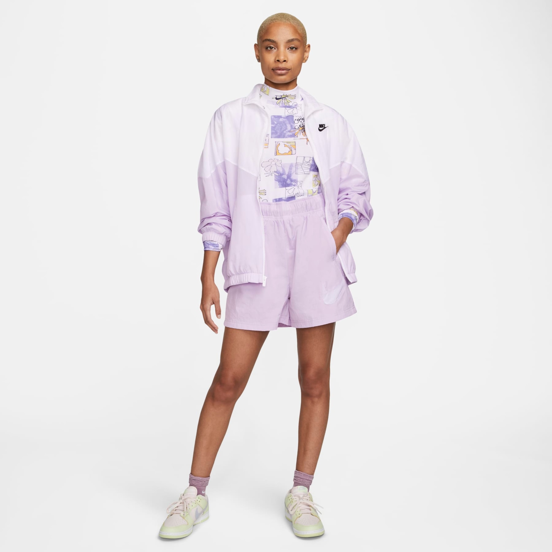 Shorts Nike Sportswear Essential Feminino - Foto 6