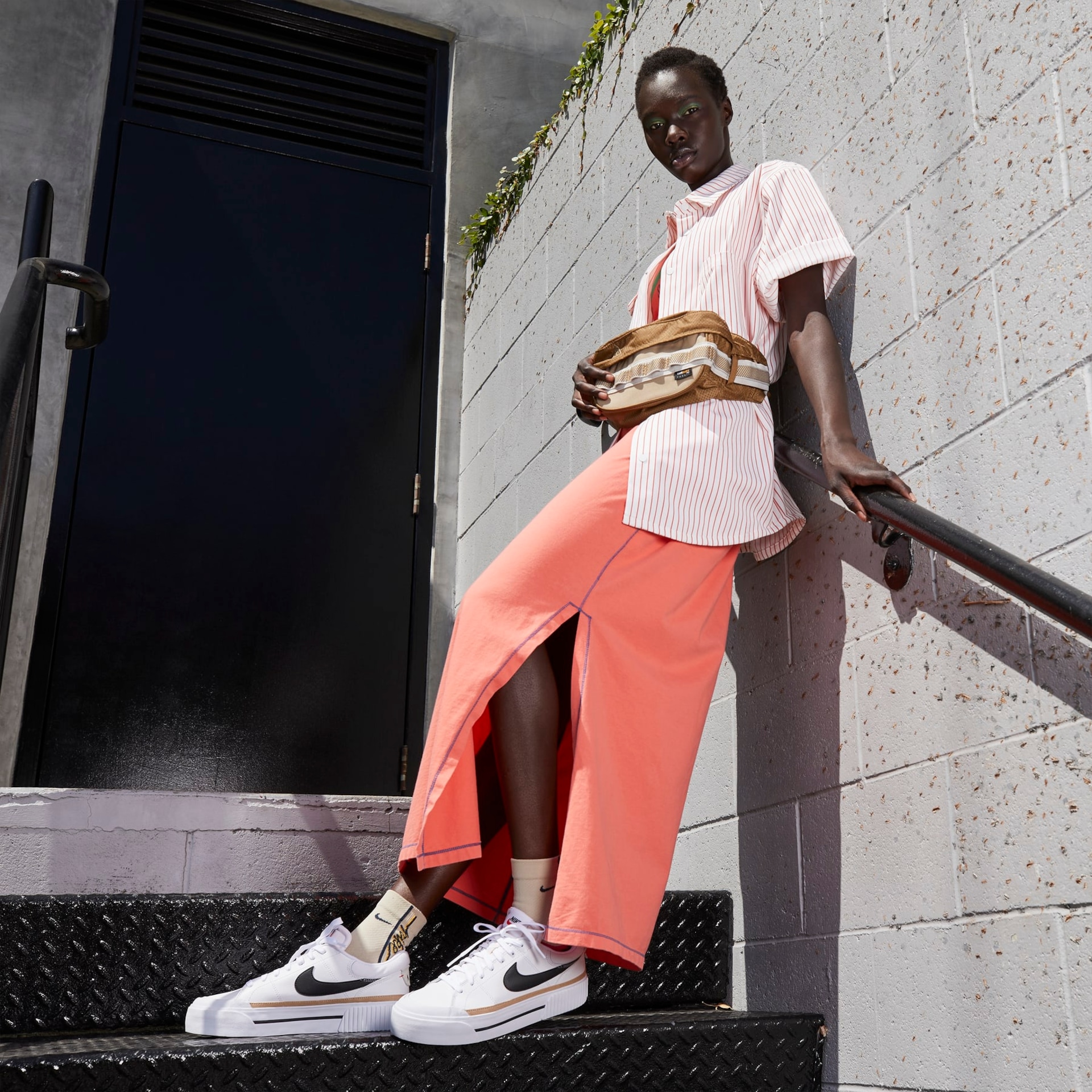 Tênis Nike Court Legacy Lift Feminino - Foto 10