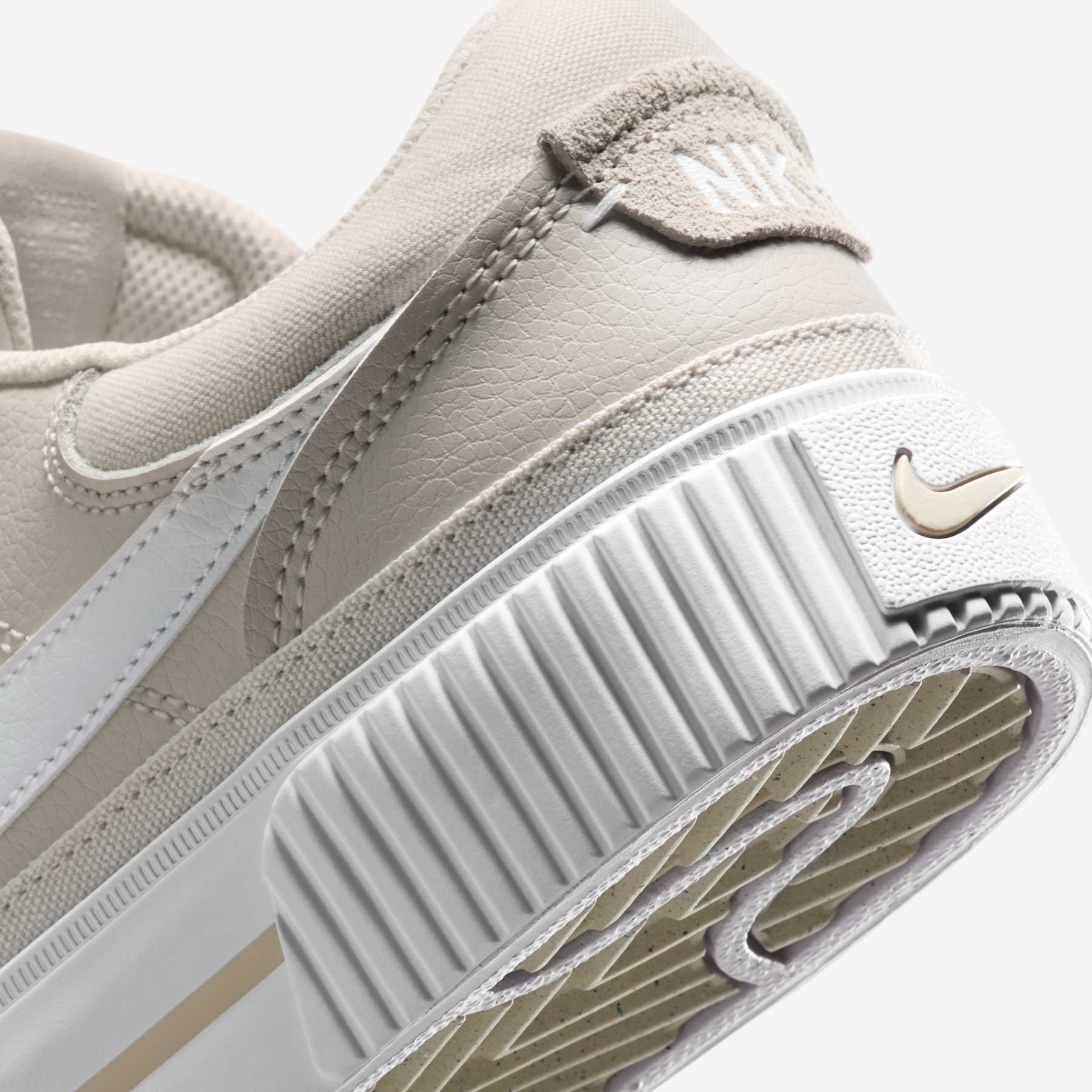 Tênis Nike Court Legacy Lift Feminino - Foto 8