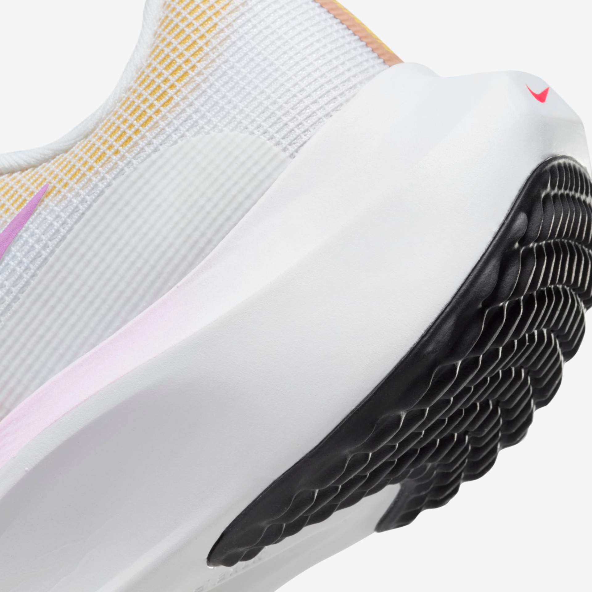 Tênis Nike Zoom Fly 5 Feminino - Foto 8