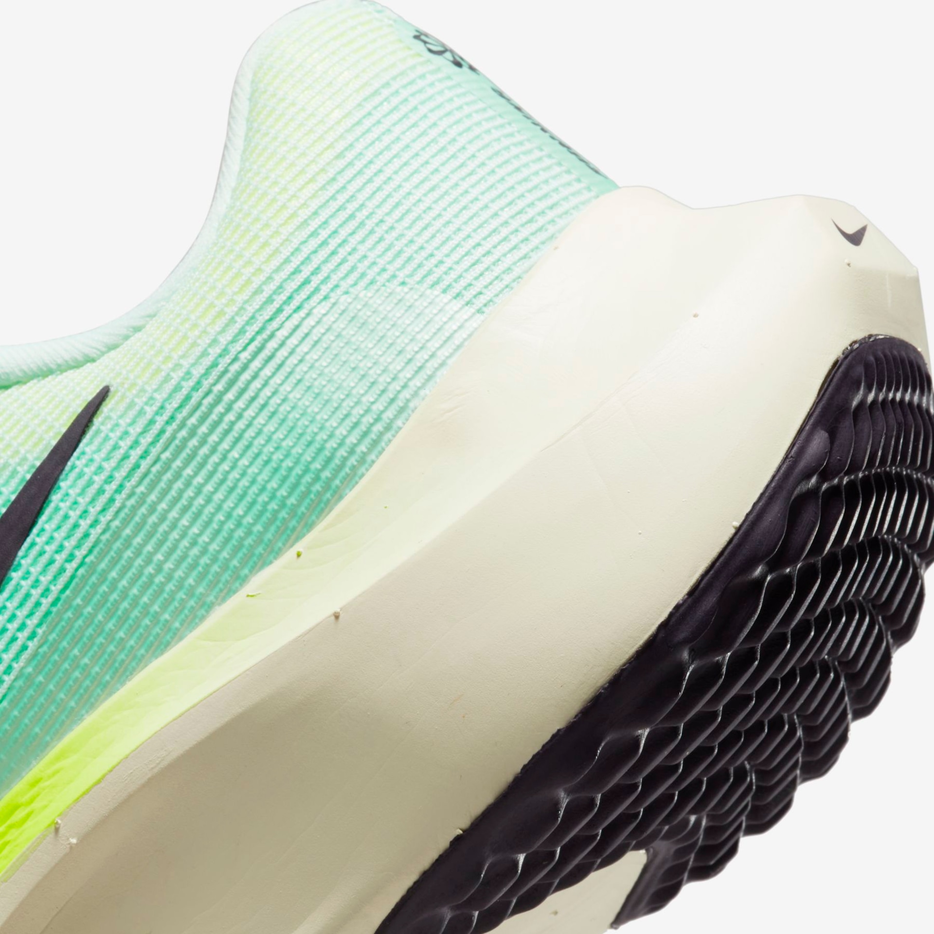 Tênis Nike Zoom Fly 5 Feminino - Foto 8