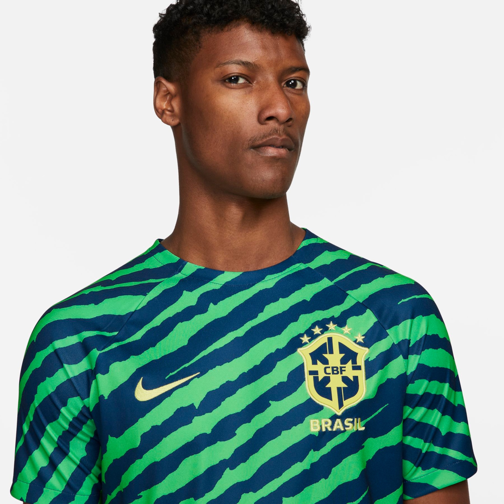 Camiseta Nike Brasil Pré-Jogo Masculina - Foto 3