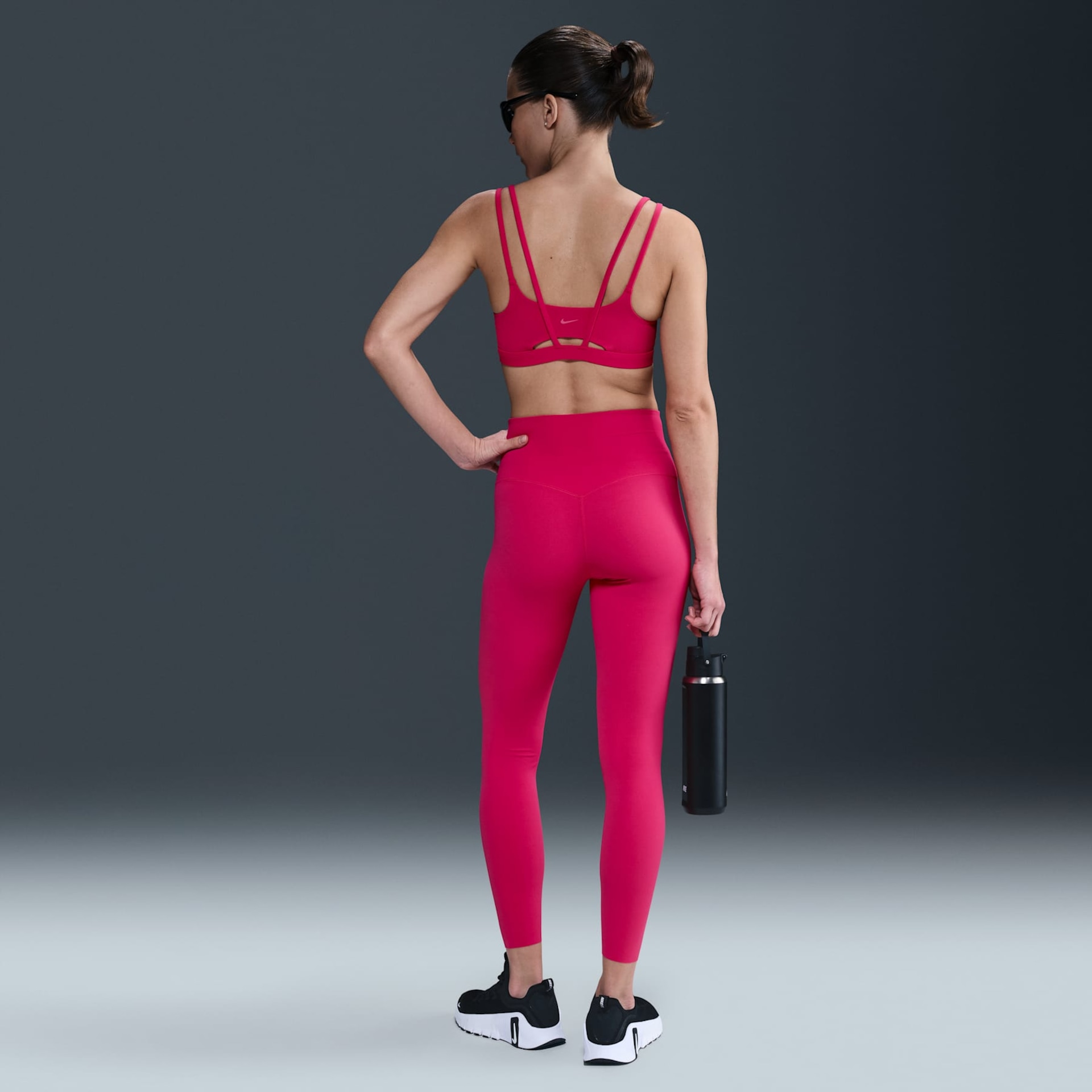 Top Nike Dri-FIT Alate Trace Feminino - Foto 5