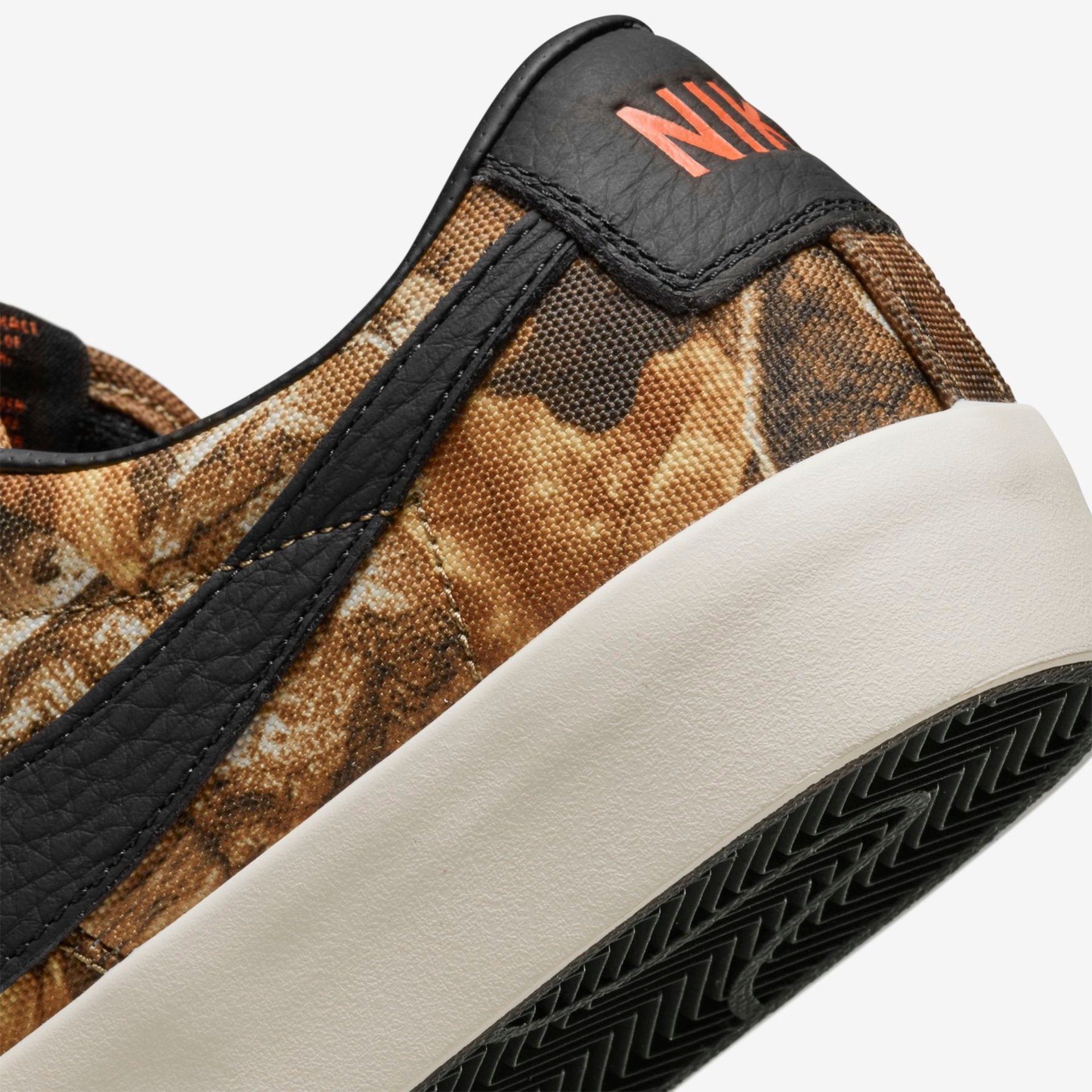 Tênis Nike Blazer Low Pro GT. Premium Masculino - Foto 8