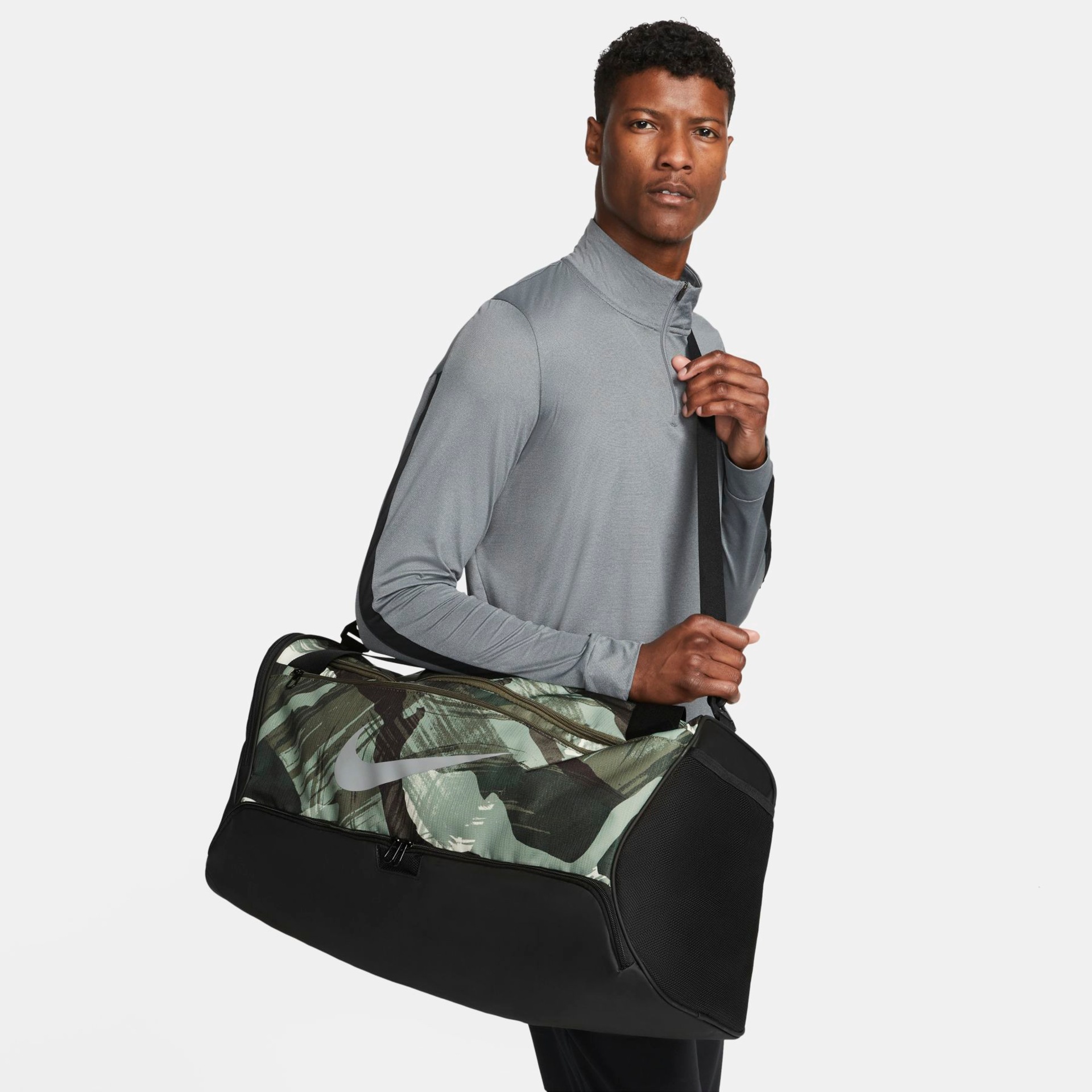 Bolsa Nike Brasilia 9.5 Unissex - Foto 2