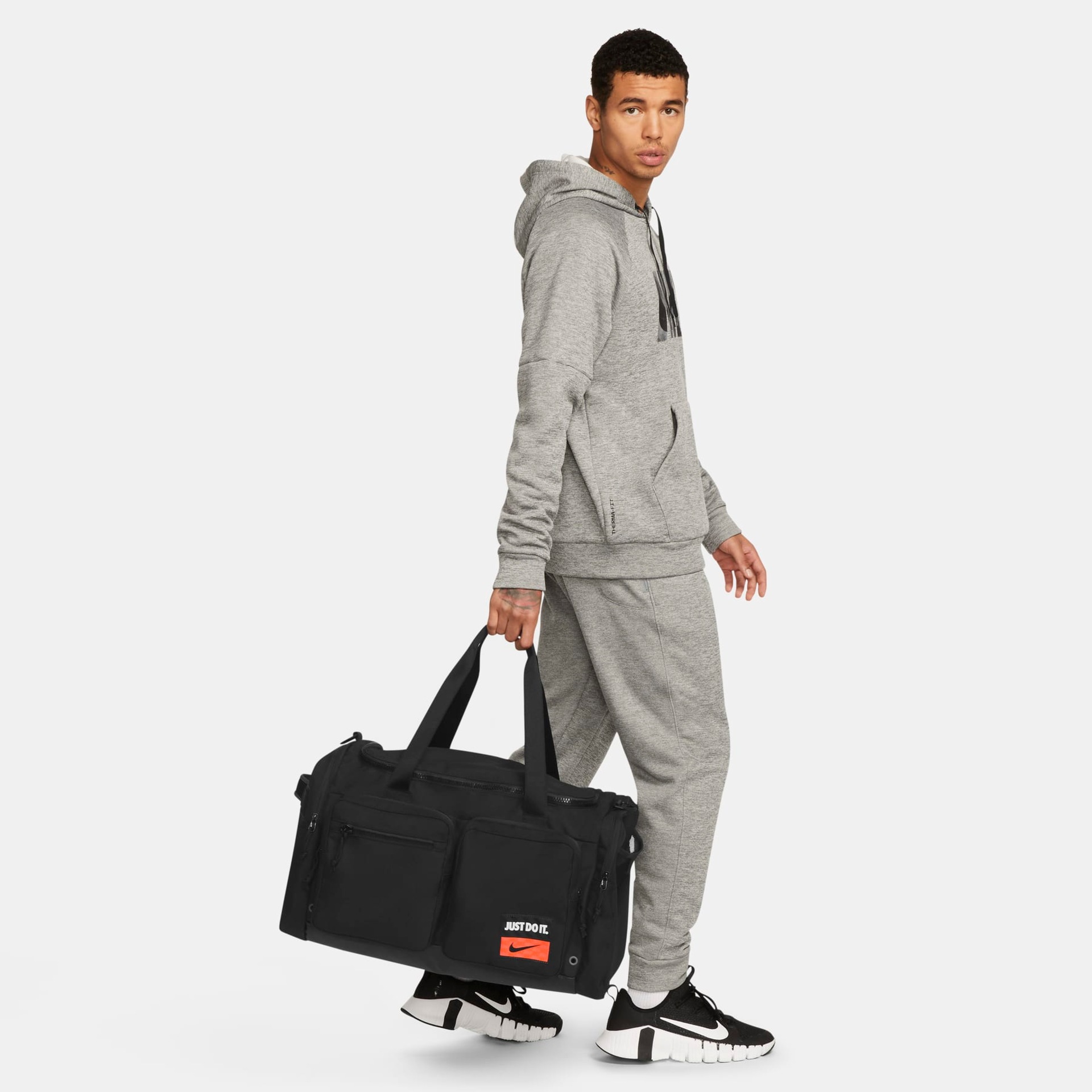 Bolsa Nike Utility Power Masculina - Foto 11