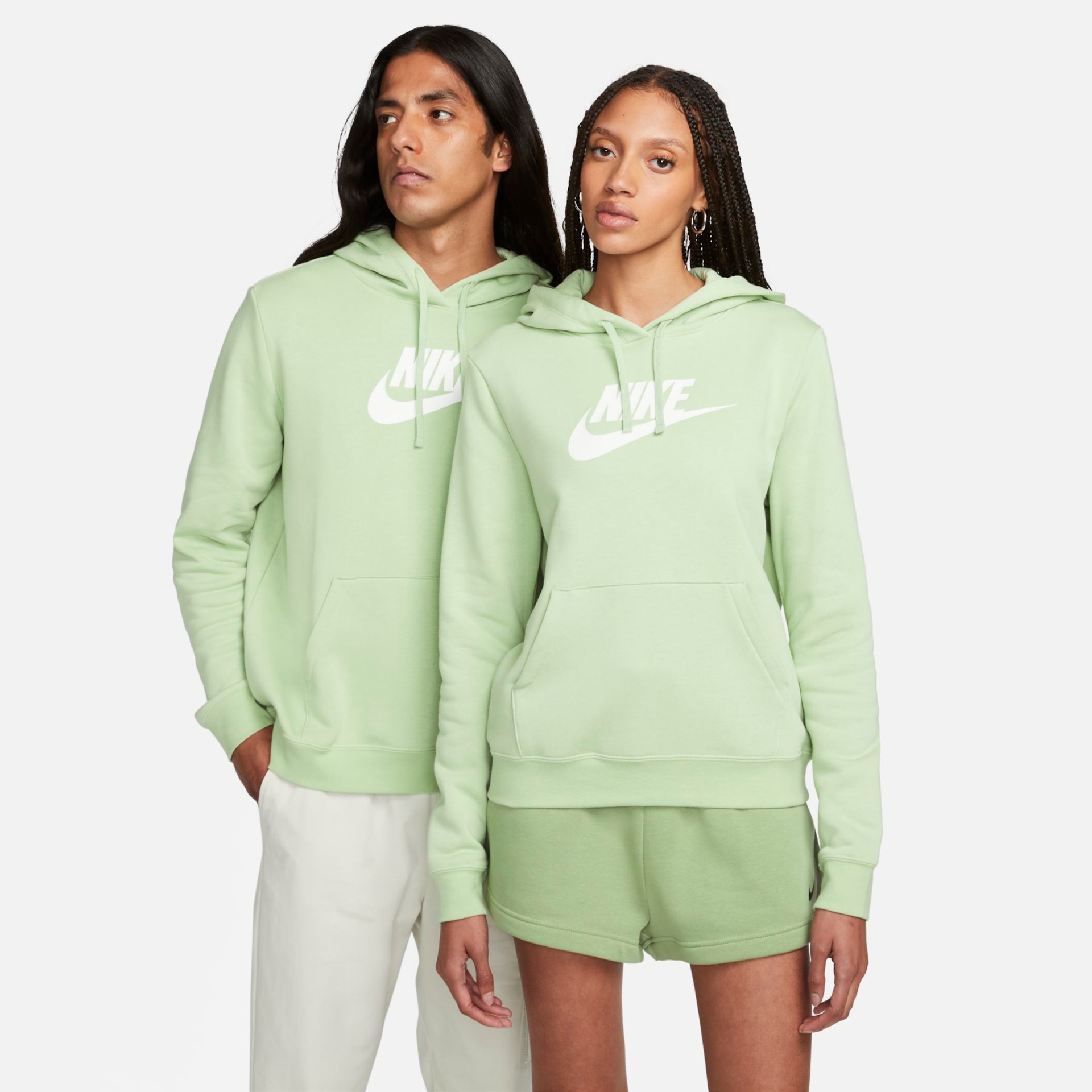 Blusão Nike Sportswear Club Fleece Feminino - Foto 1