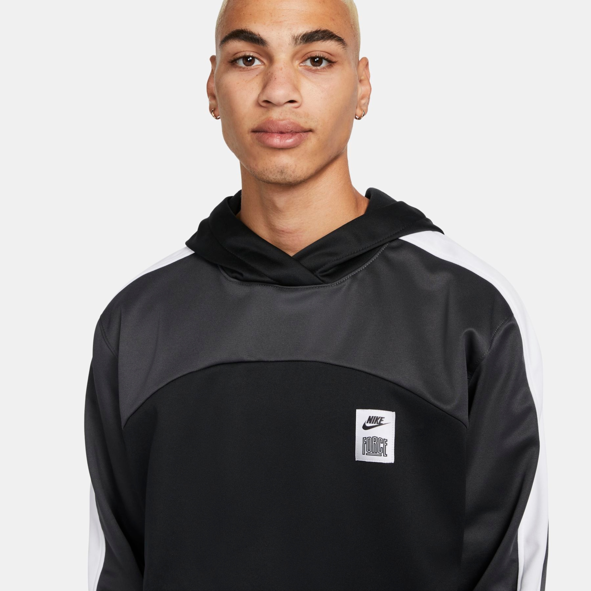 Blusão Nike Therma-FIT Starting 5 Masculino - Foto 3