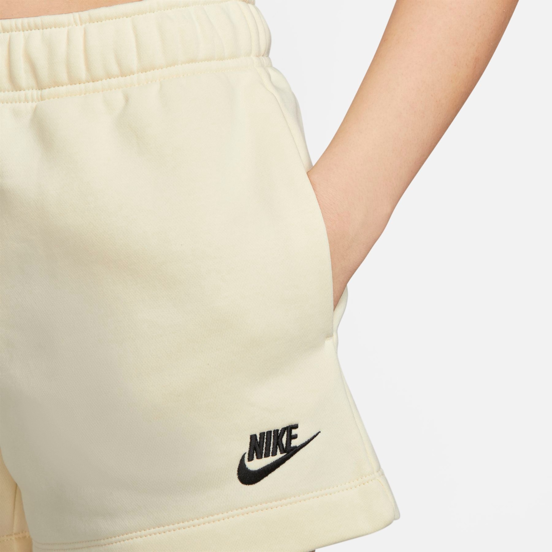 Shorts Nike Sportswear Club Fleece Feminino - Foto 4
