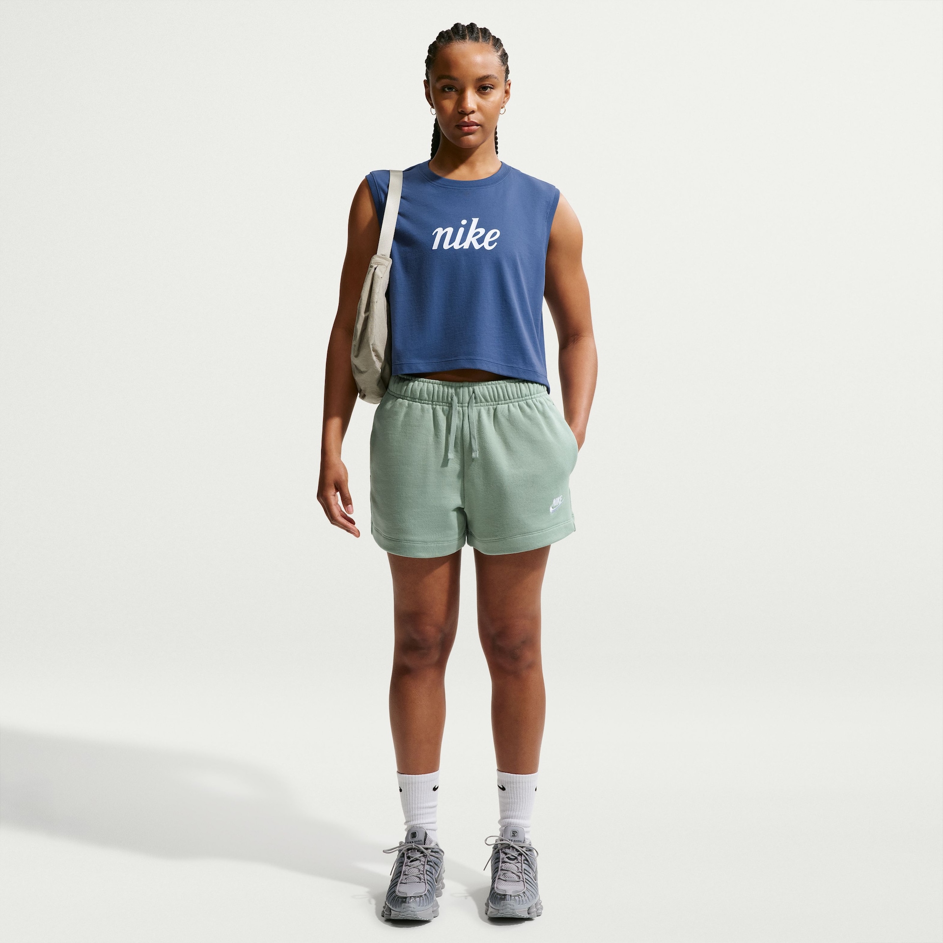 Shorts Nike Sportswear Club Fleece Feminino - Foto 3