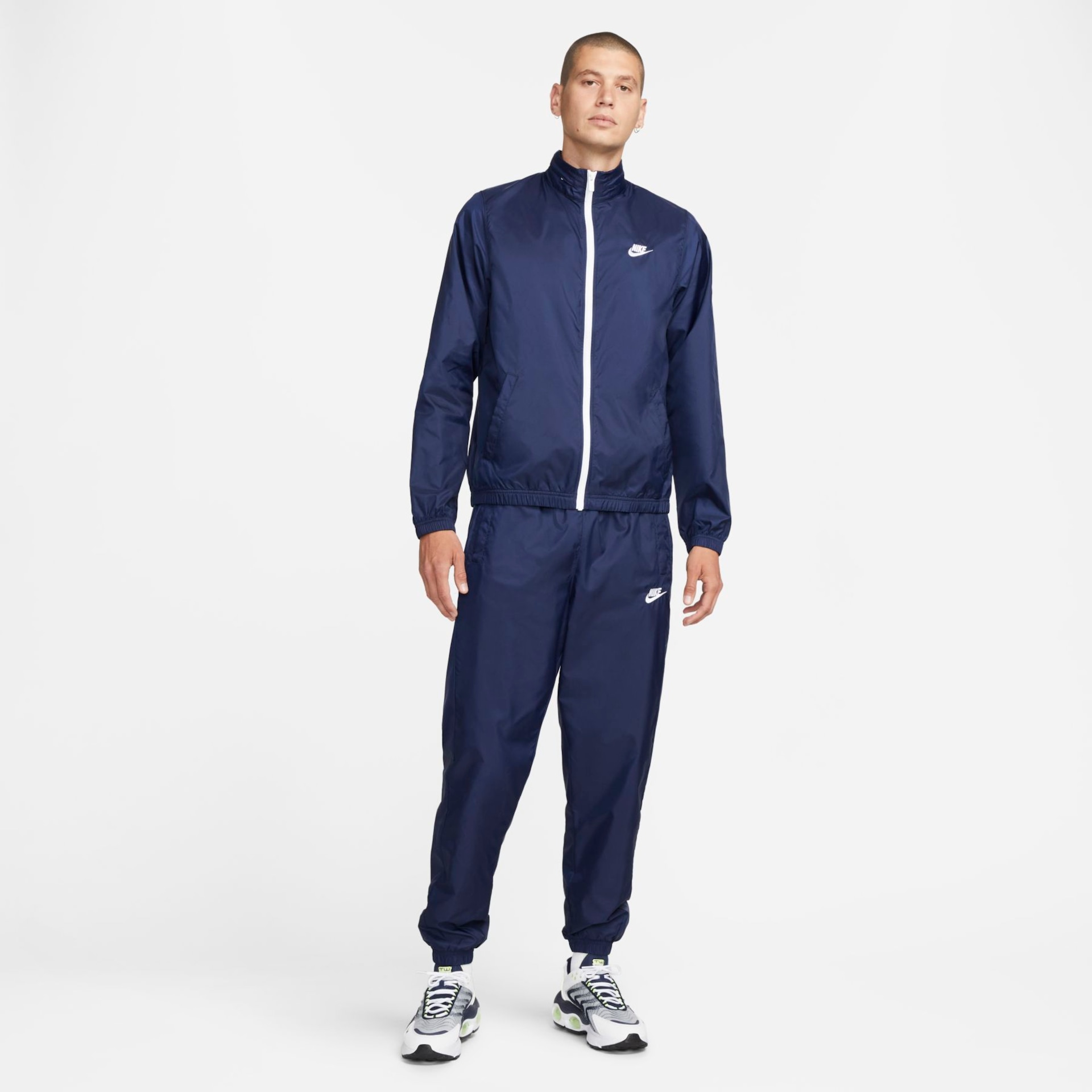 Agasalho Nike Sportswear Club Woven Masculino - Foto 1