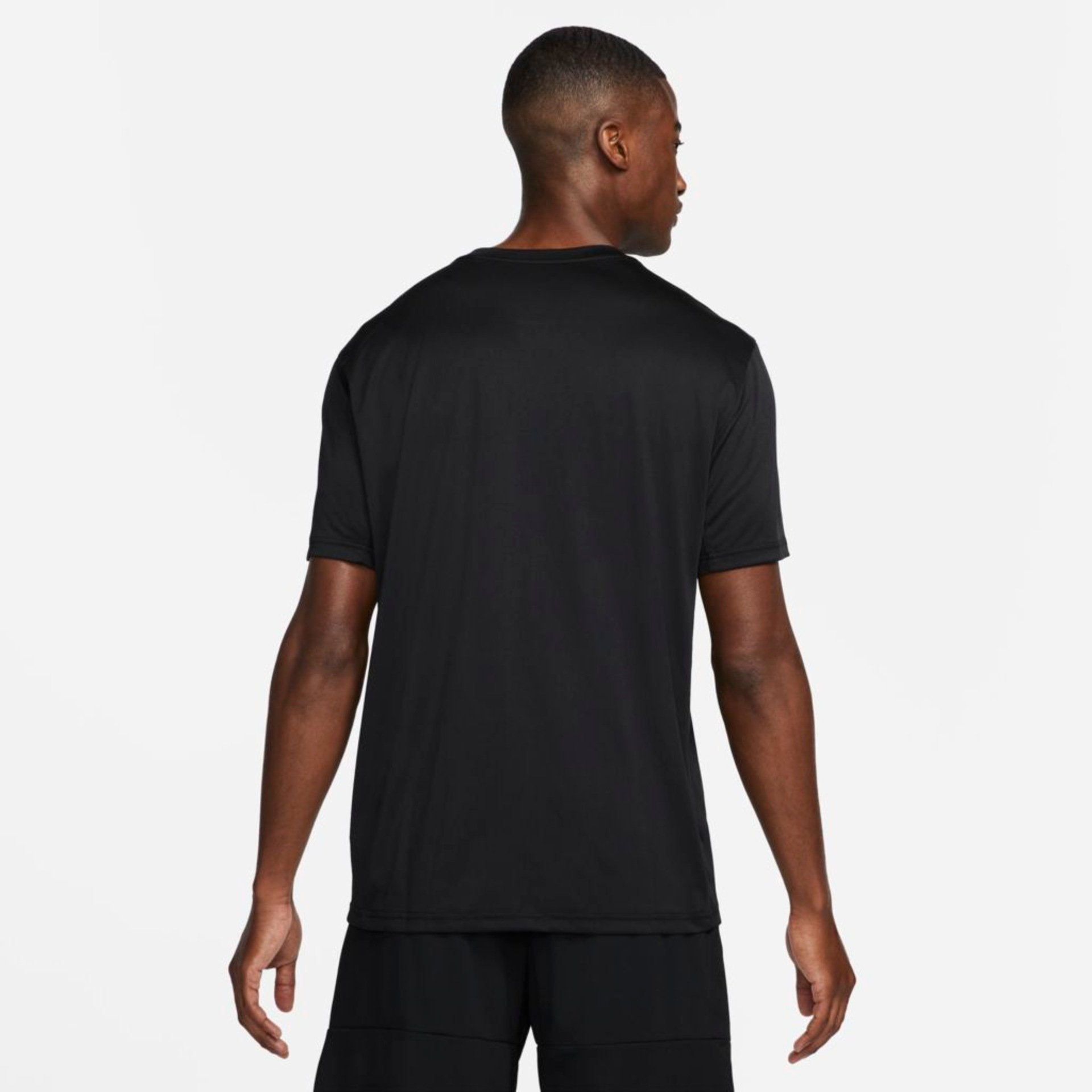 Camiseta Nike Dri-FIT Wild Clash Masculina - Foto 2