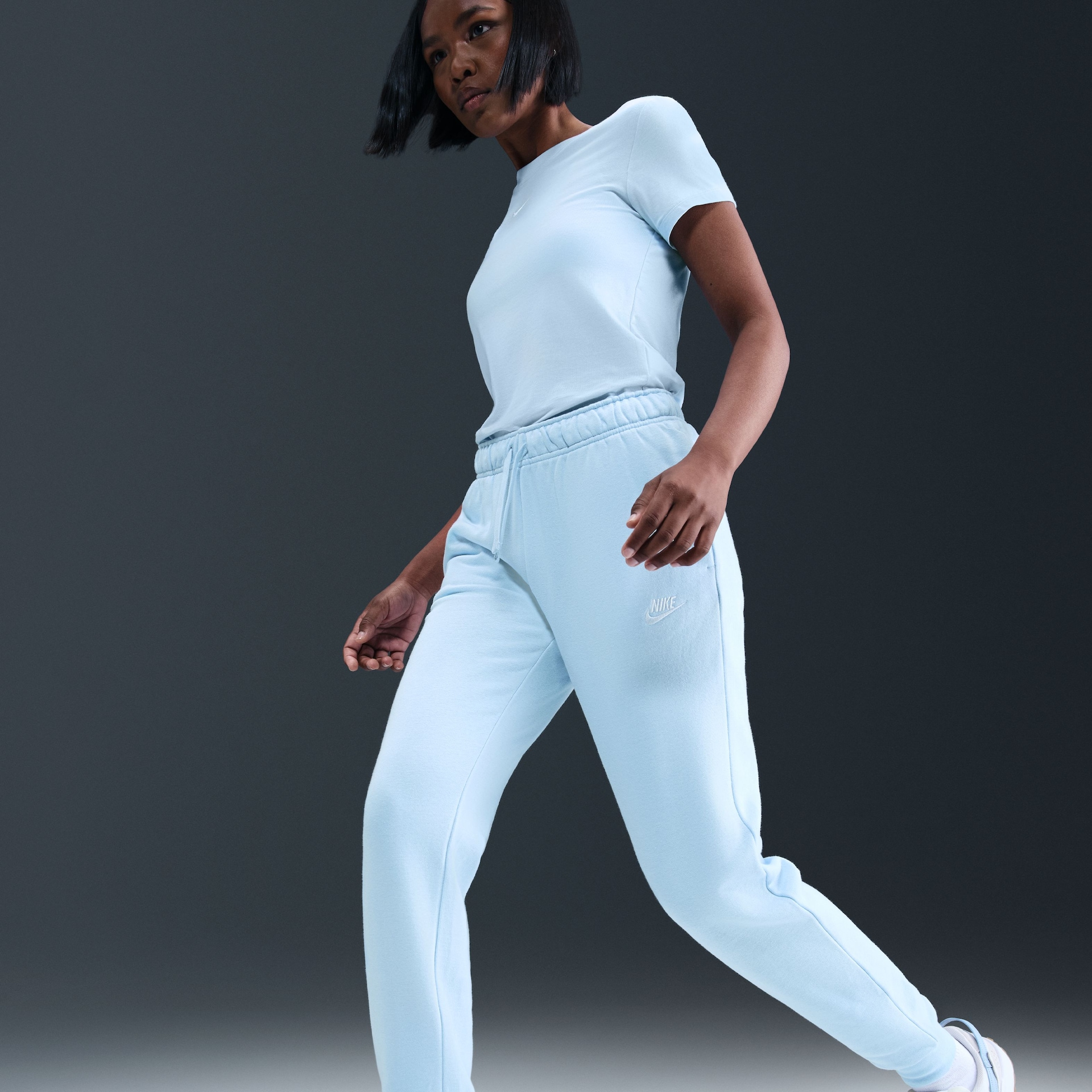 Calça Nike Sportswear Club Fleece Feminina - Foto 4