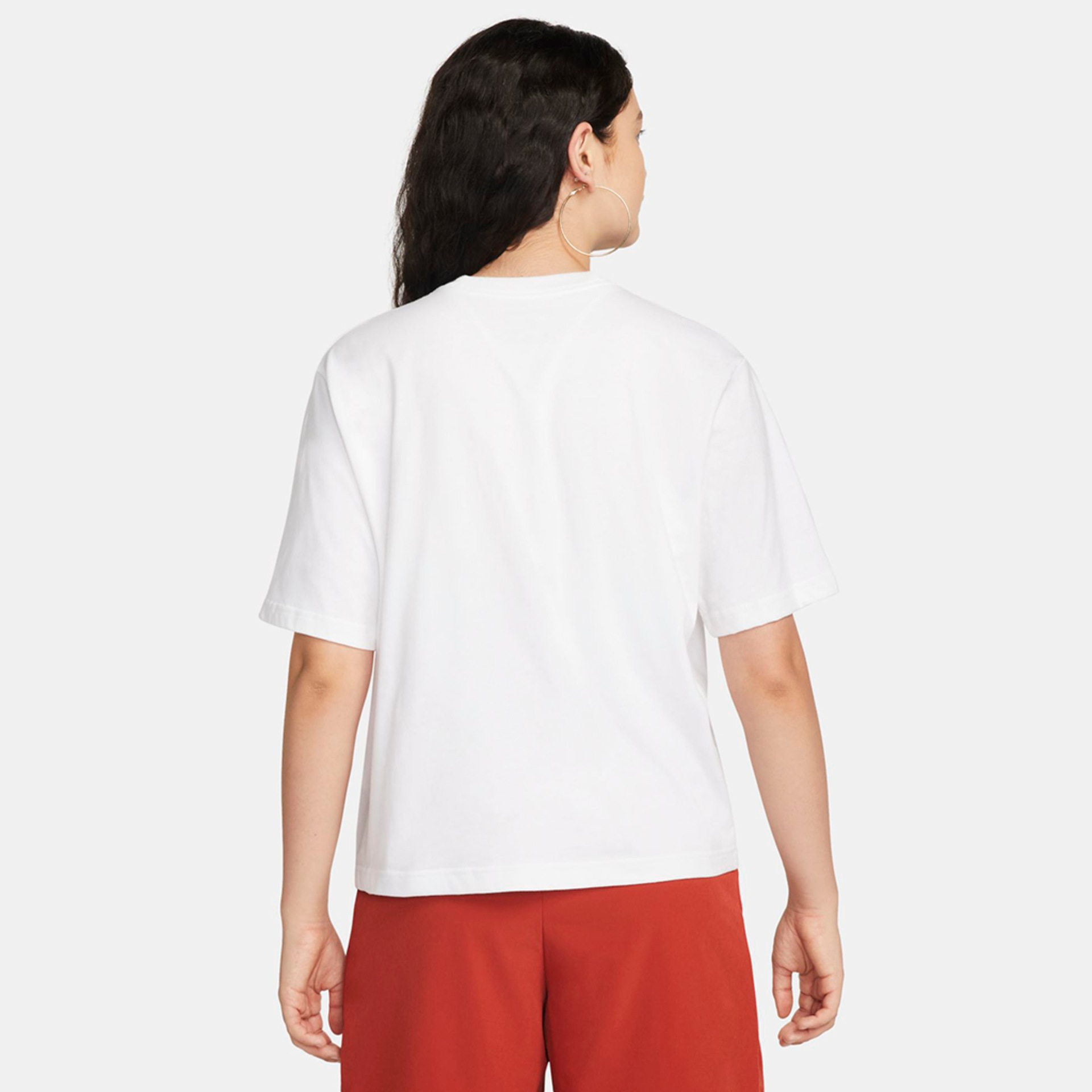 Camiseta Nike Sportswear Boxy Feminina - Foto 2