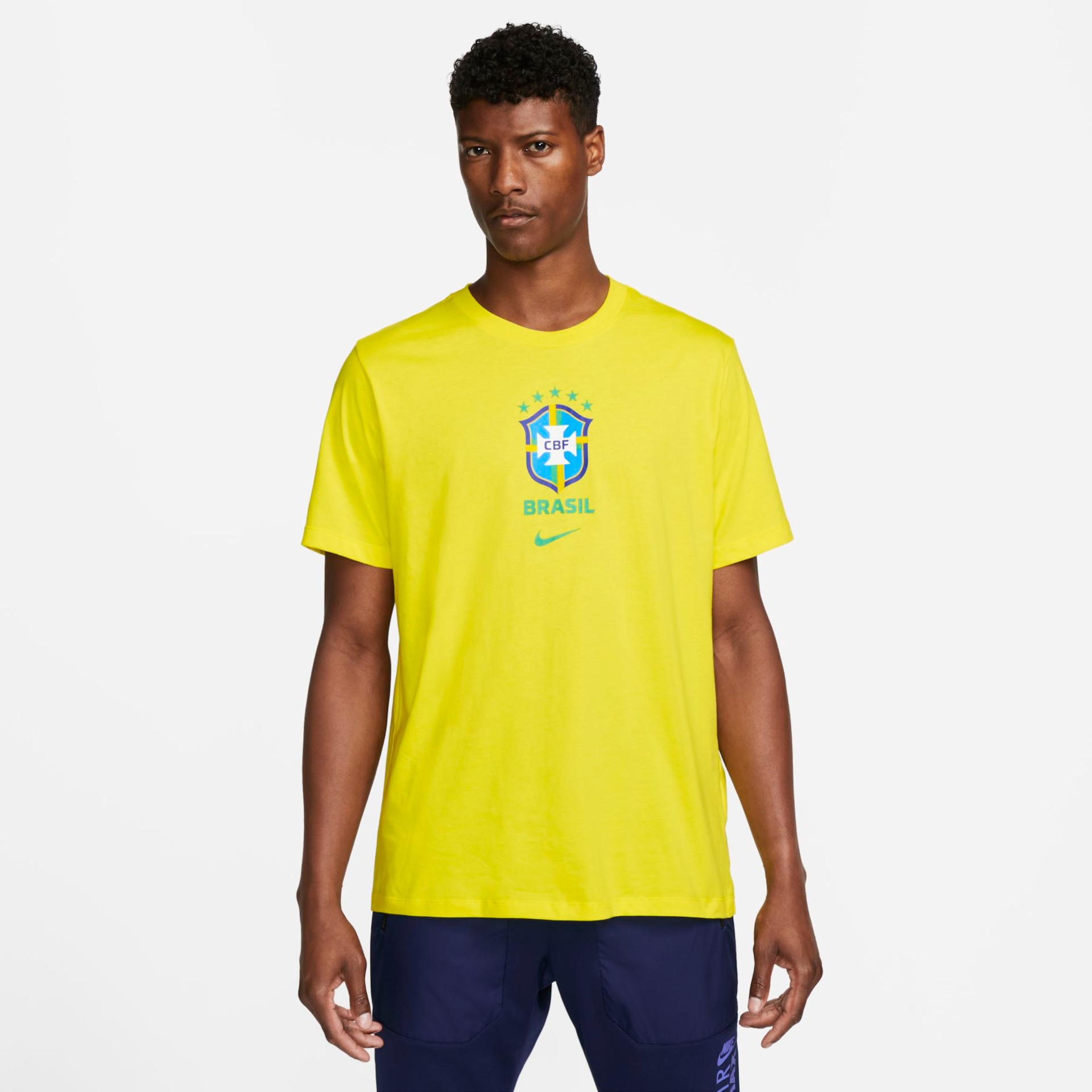 Camiseta Nike Brasil Crest Masculina - Foto 1