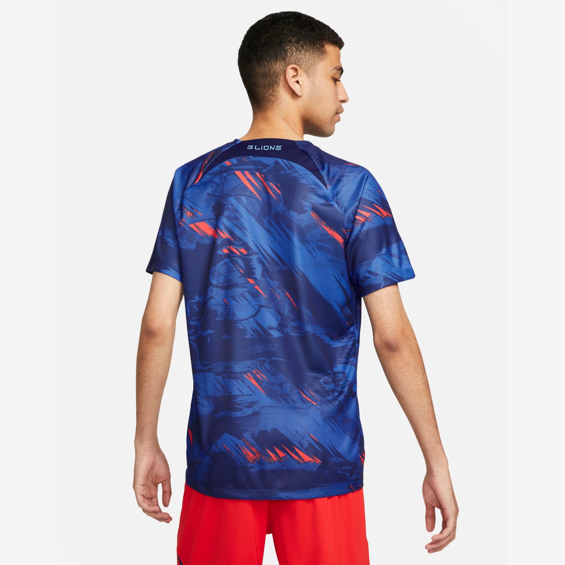 Camiseta Nike Inglaterra Pré-Jogo Masculina - Foto 2